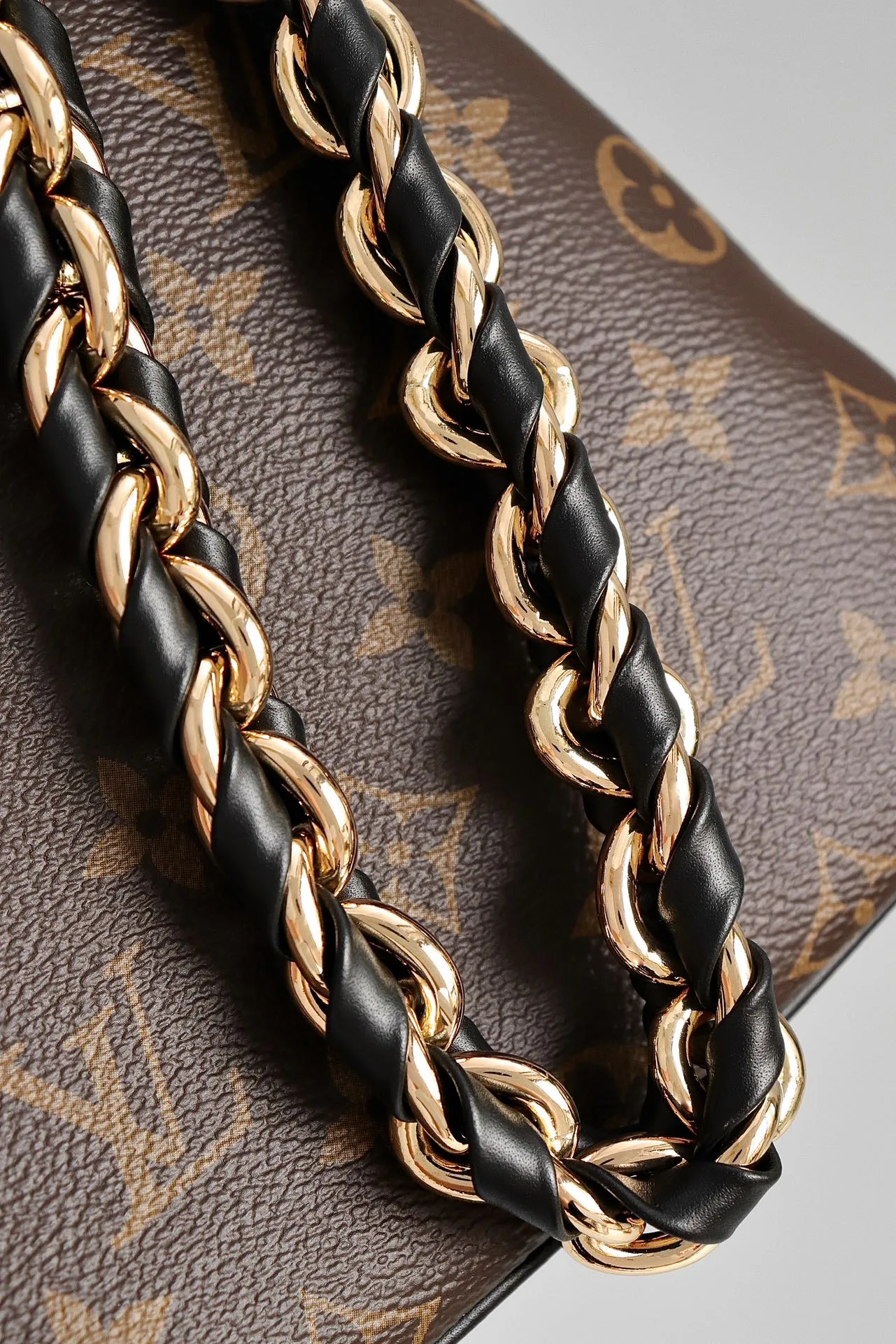 Сумки На Ремне Женские Louis Vuitton 11564857