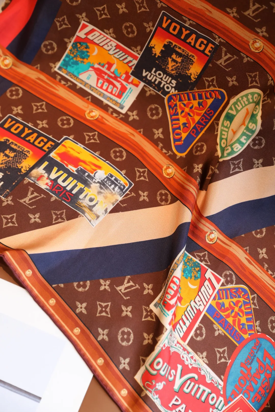 Платки Louis Vuitton 13351606