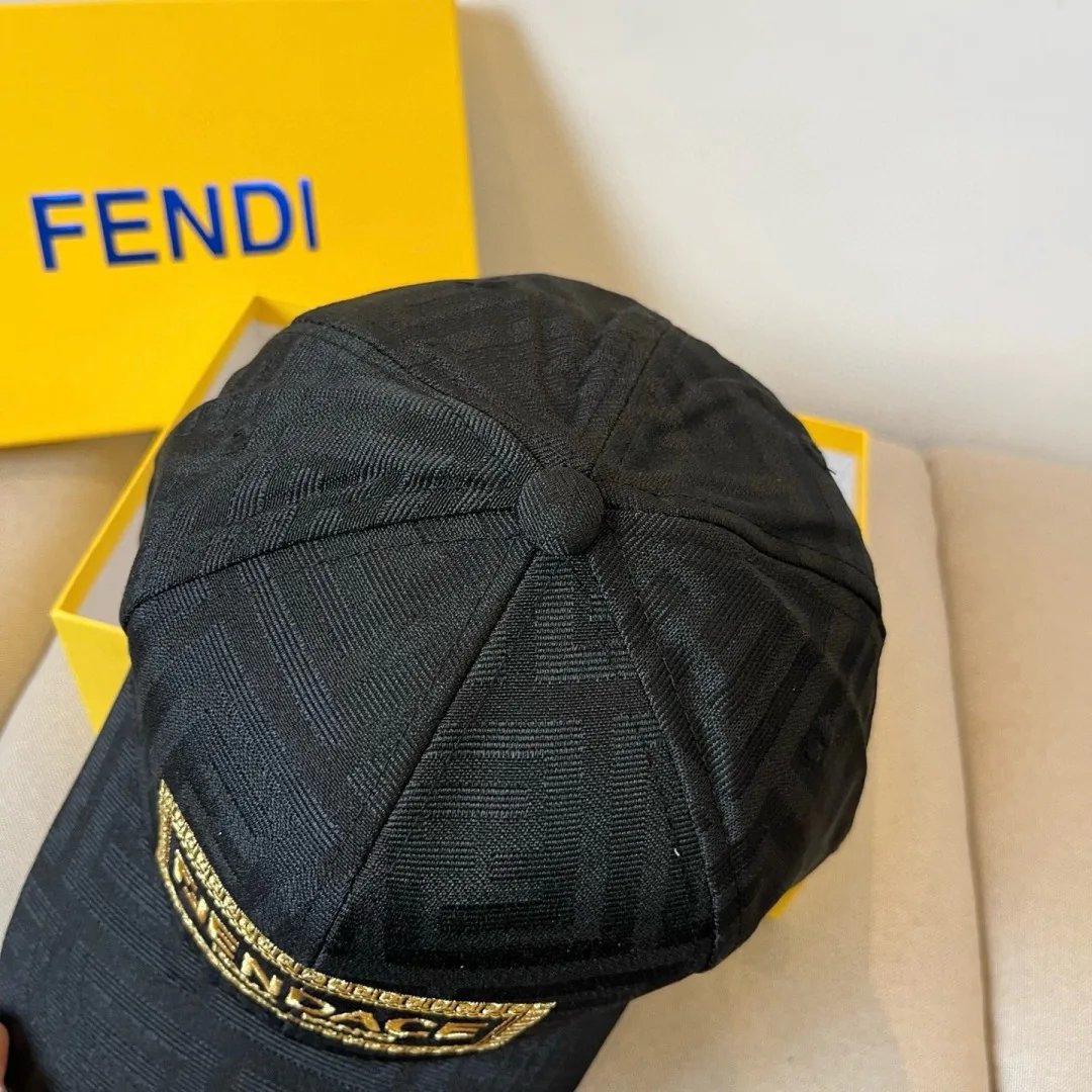 Головные Уборы Fendi 9679836