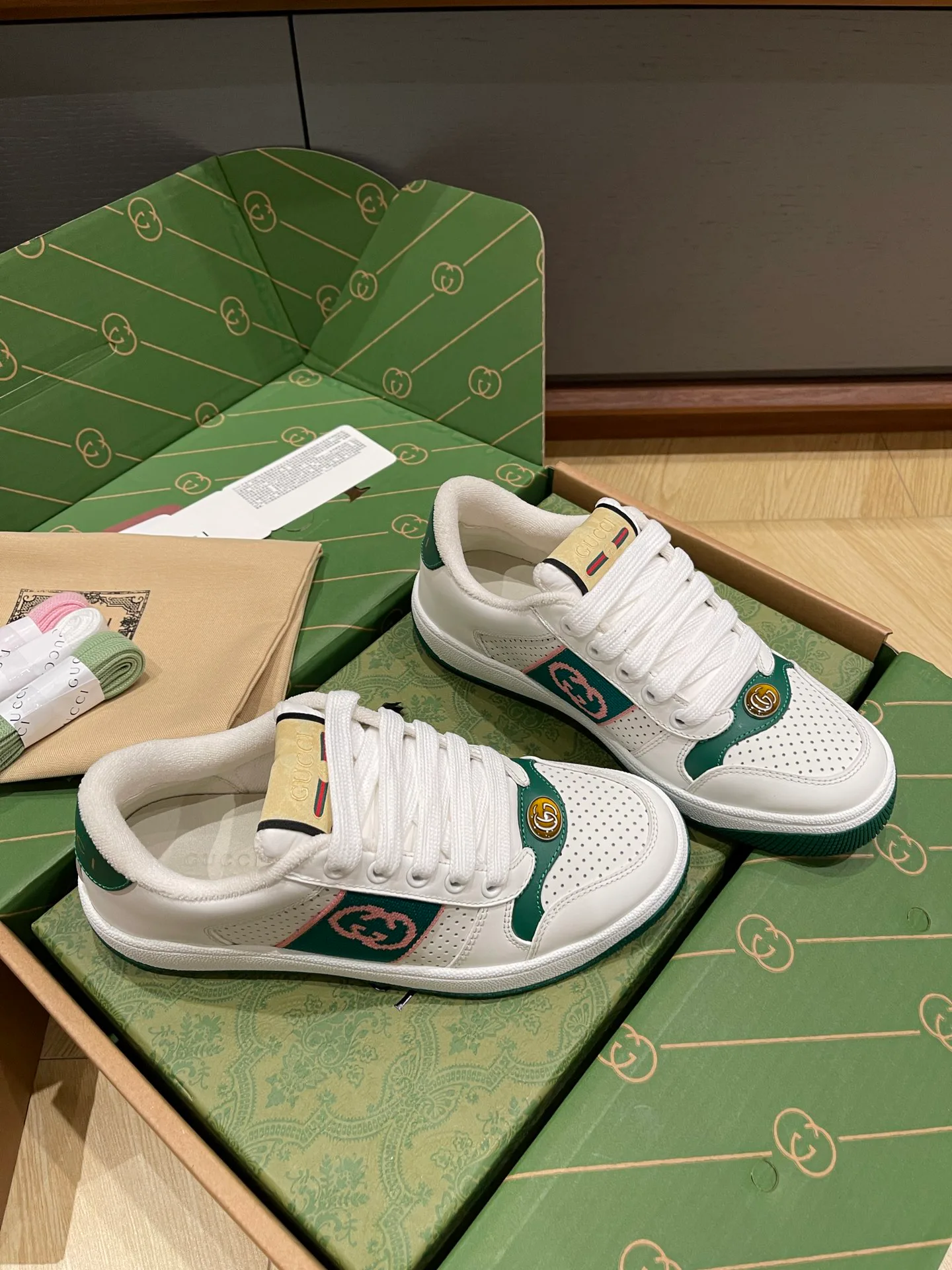 Кроссовки Женские Gucci 1331216