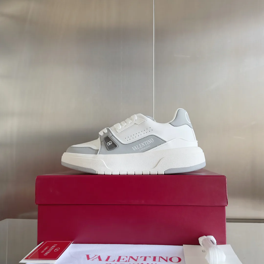 Кроссовки Женские Valentino 162654