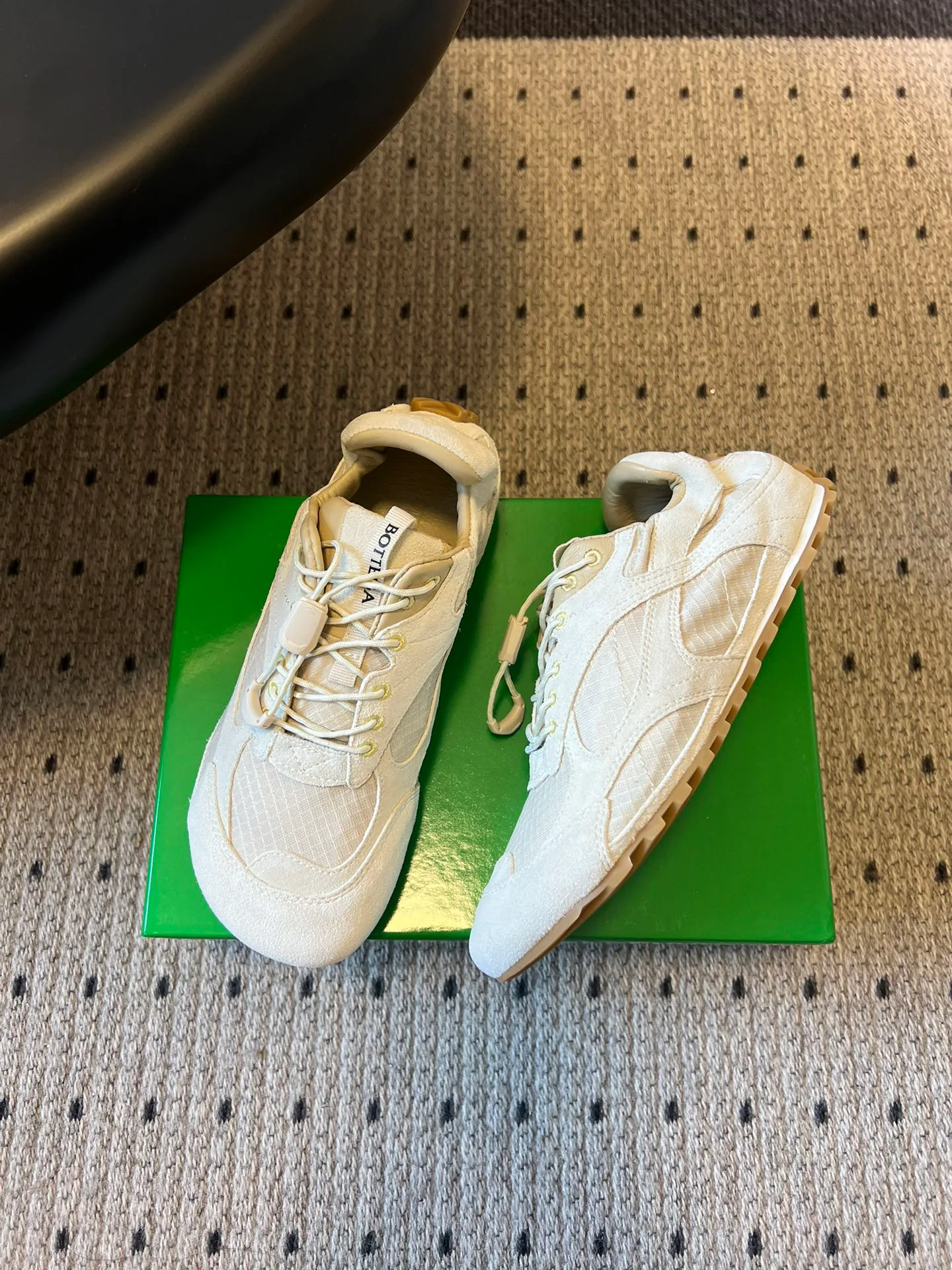 Кроссовки Женские Bottega Veneta 980785