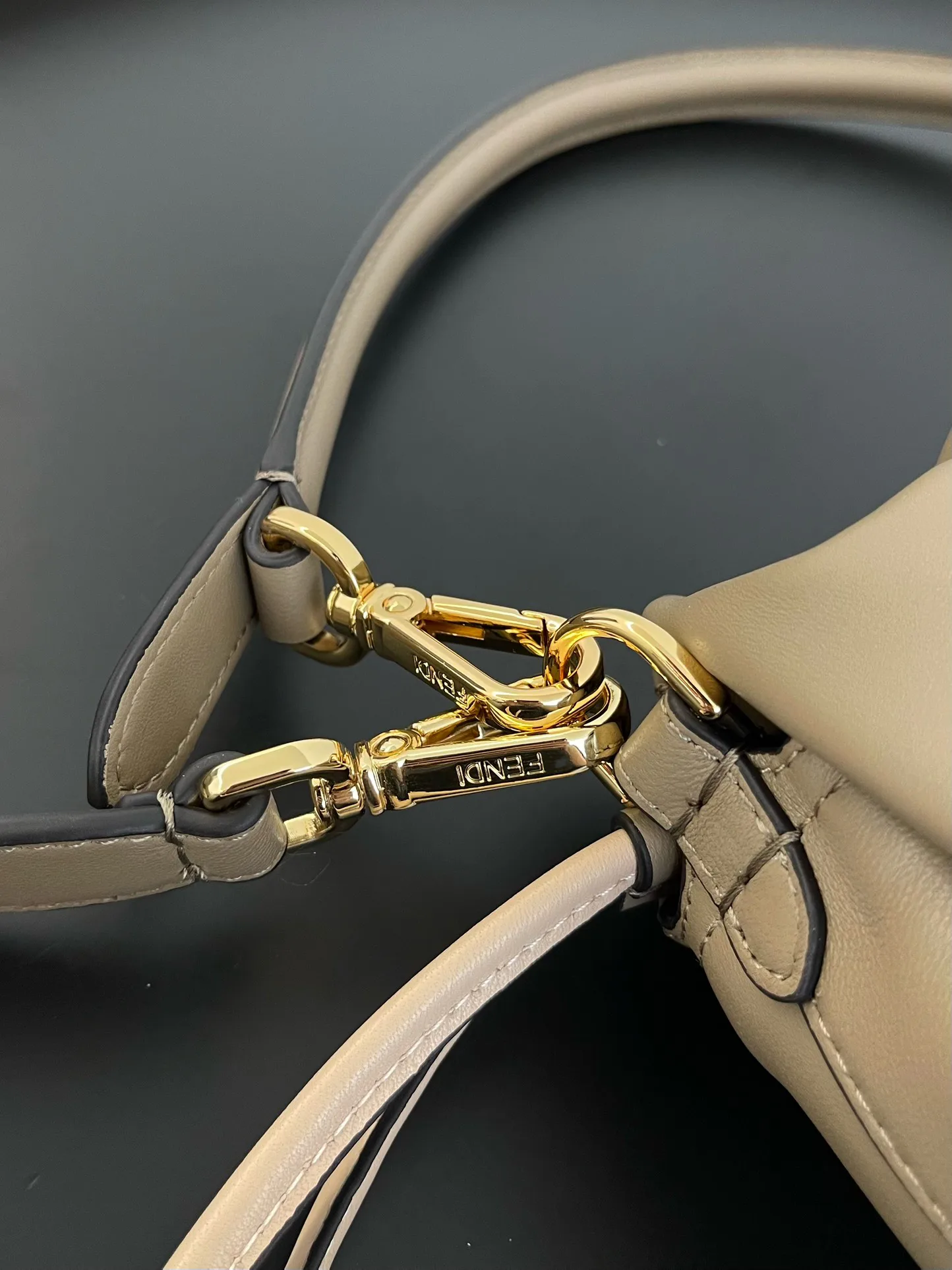 Классические Сумки Женские Fendi 292968