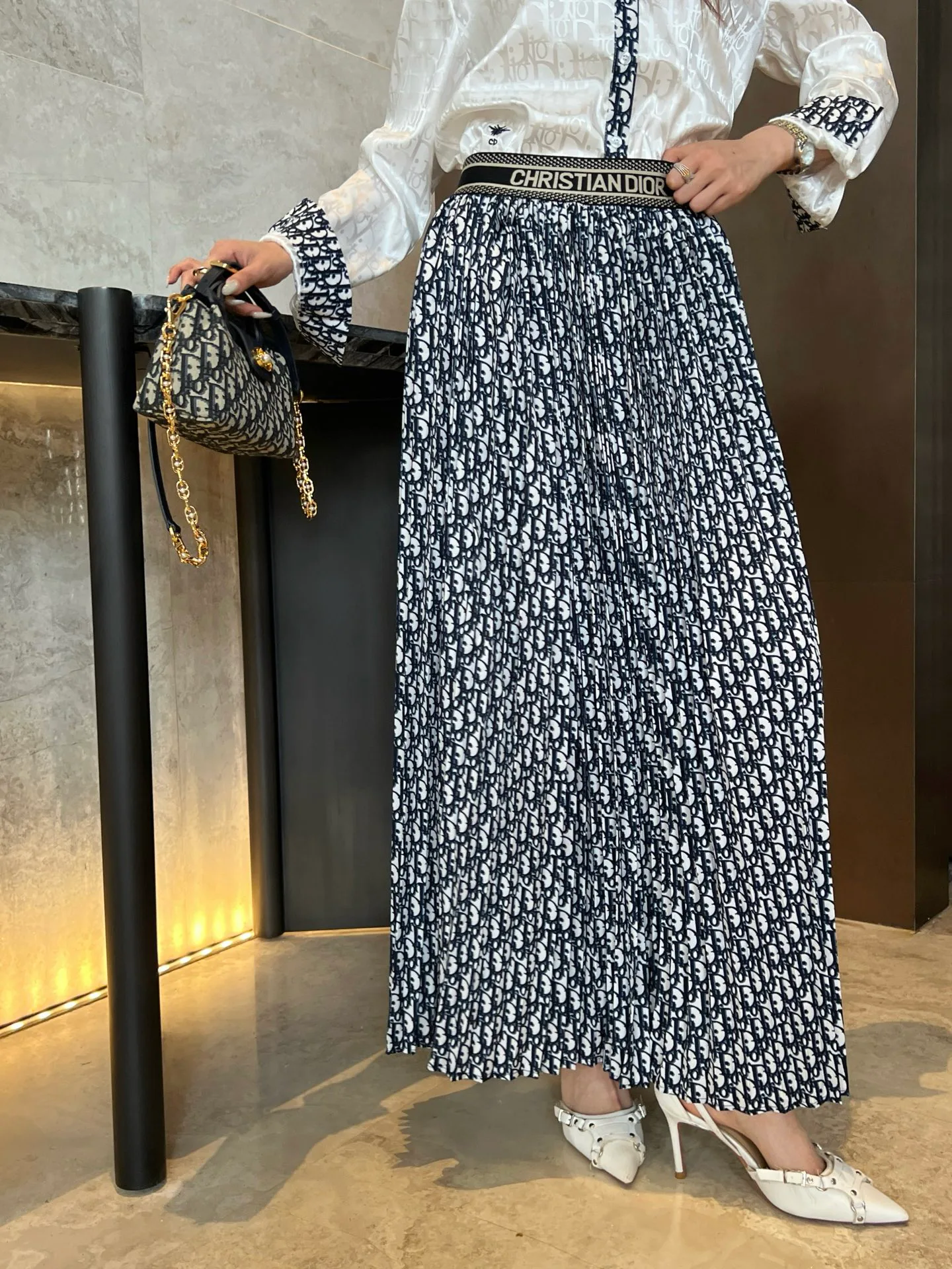 Костюмы Женские Christian Dior 13437180