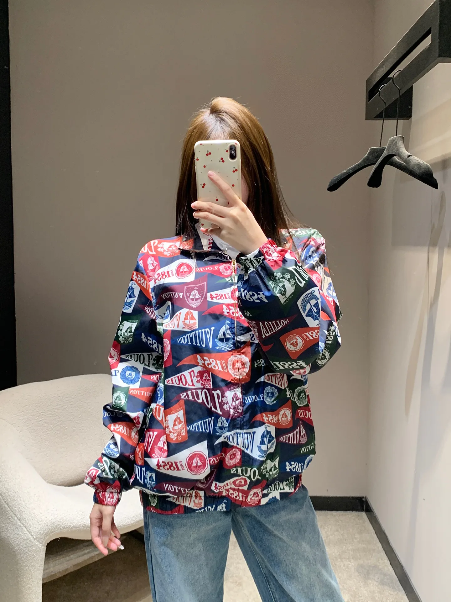 Куртки И Пуховики Женские Louis Vuitton 1463394