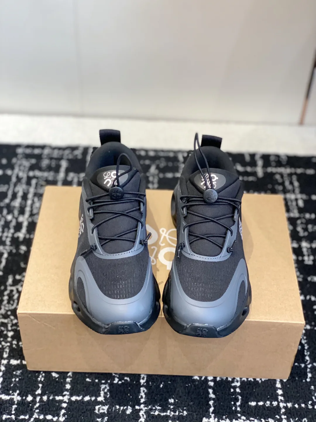 Кроссовки Женские Loewe 133128