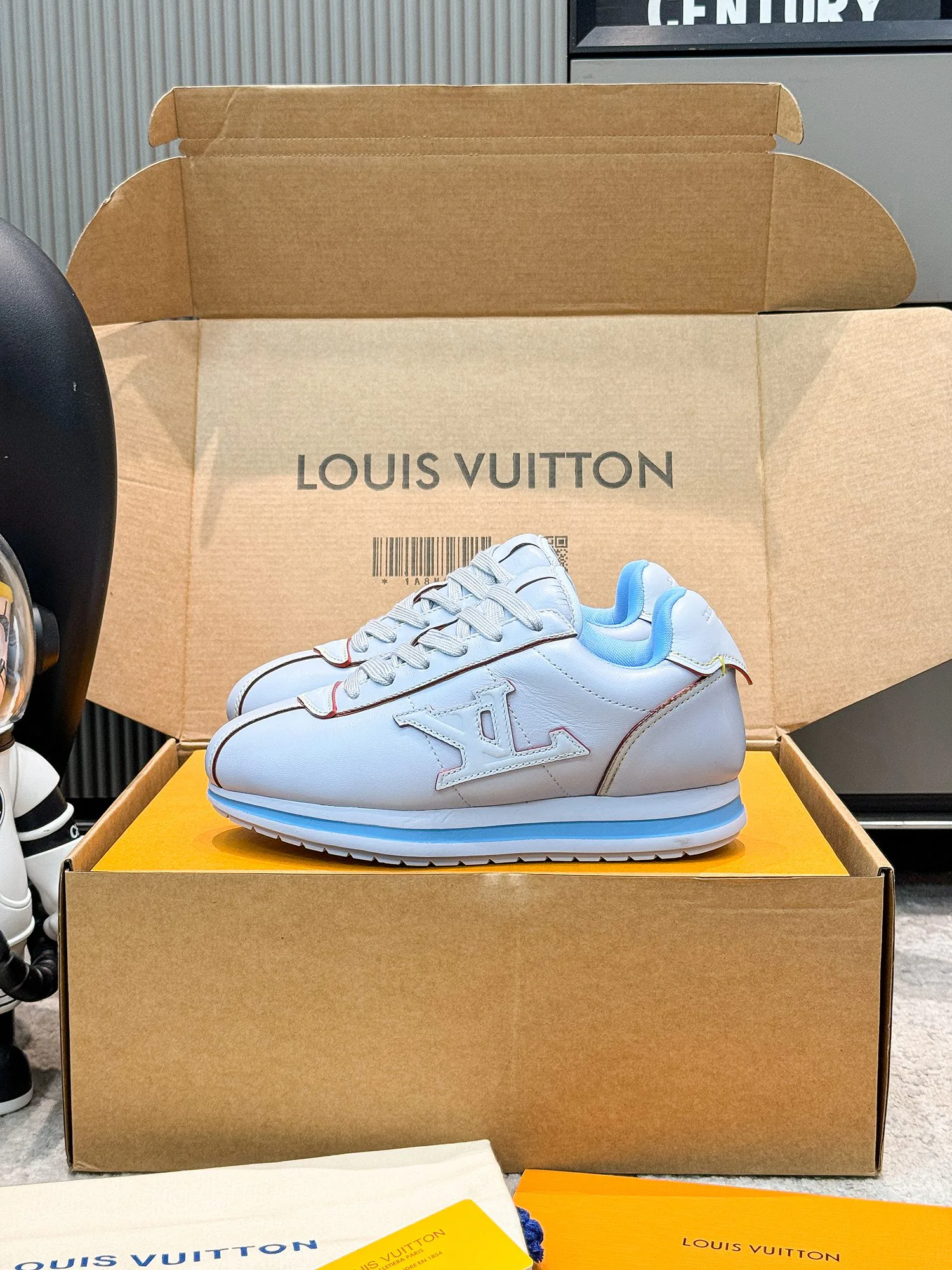 Кроссовки Женские Louis Vuitton 4535881