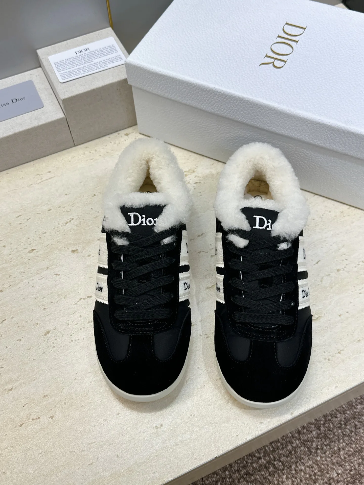 Кроссовки Женские Christian Dior 18247835