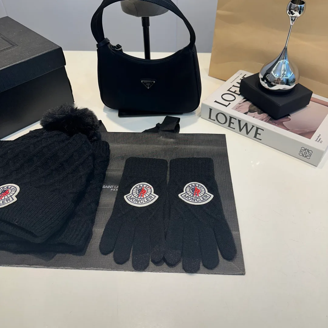 Головные Уборы Moncler 420575