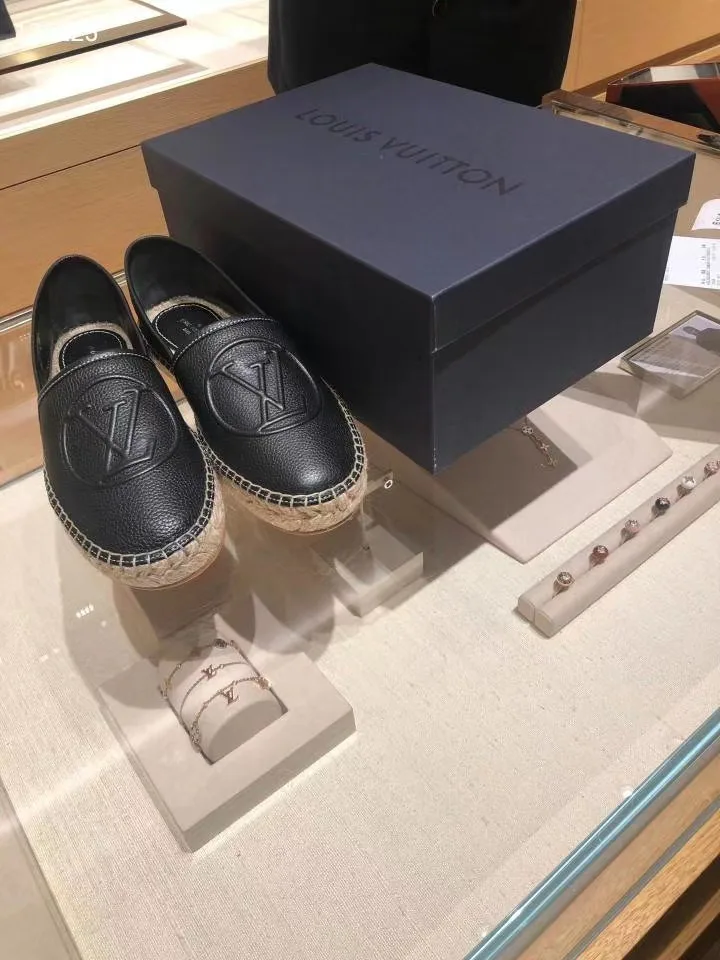 Слипоны Женские Louis Vuitton 2937801