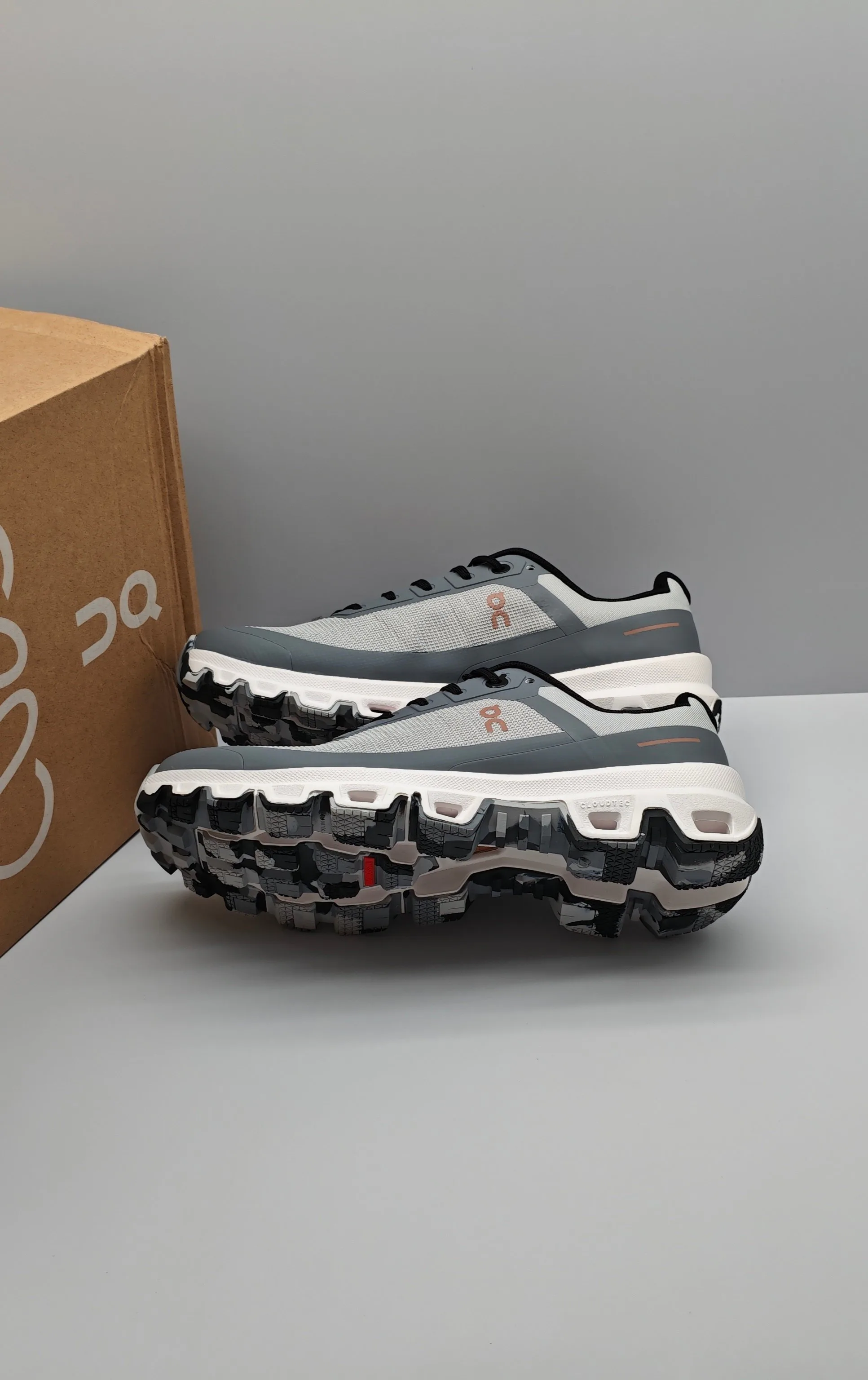 Кроссовки Женские Loewe 13193870