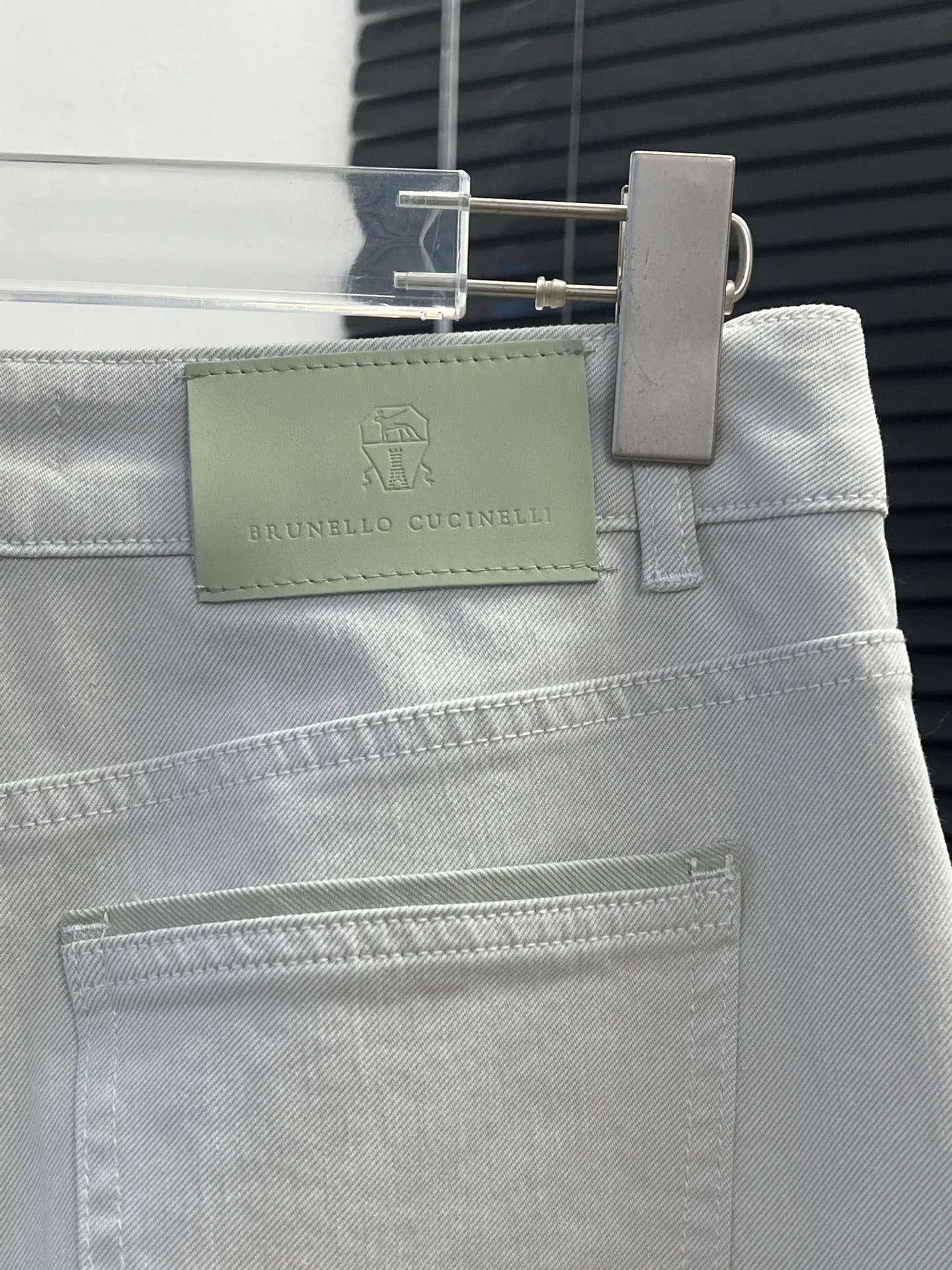 Джинсы Женские Brunello Cucinelli 18174576