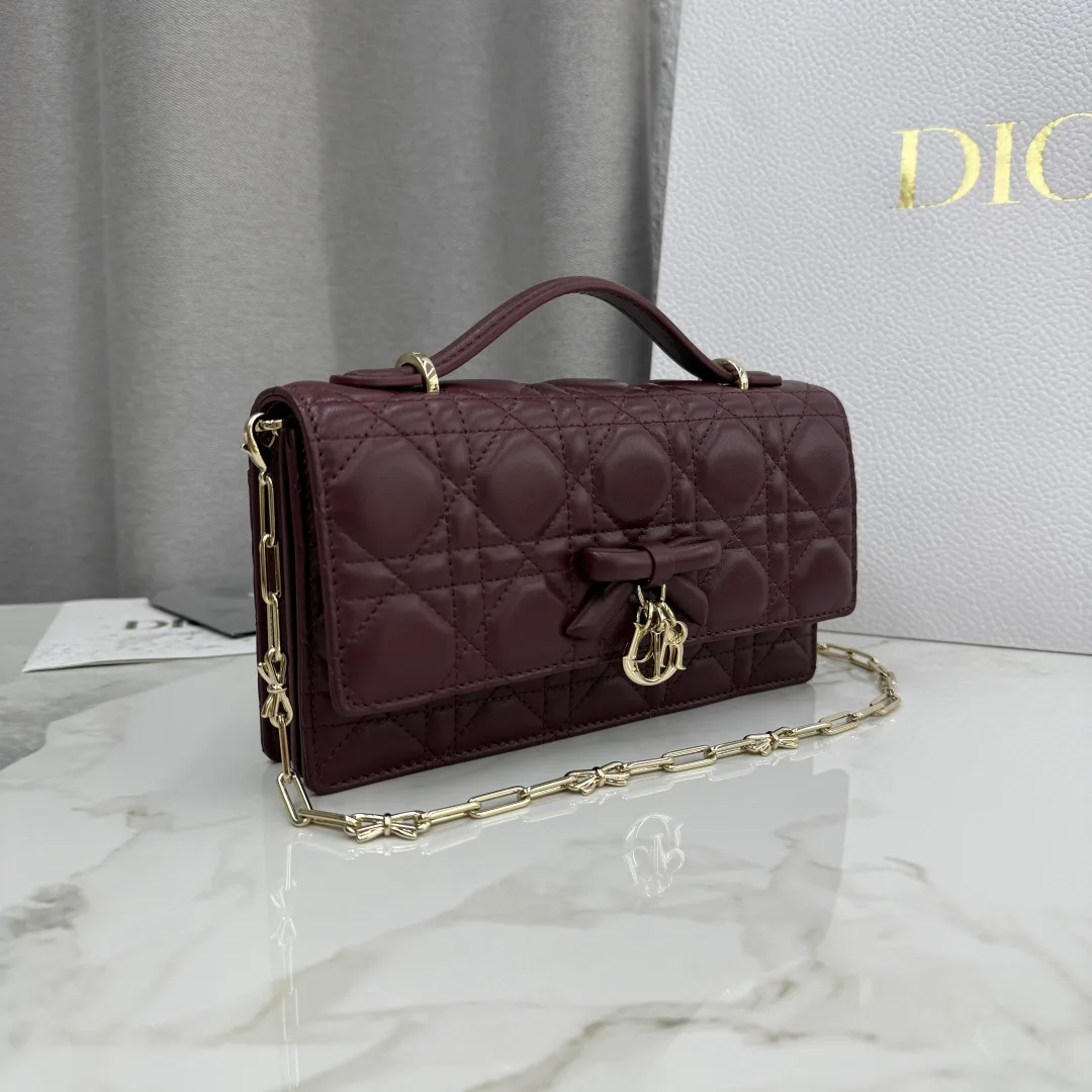 Классические Сумки Женские Christian Dior 12594759
