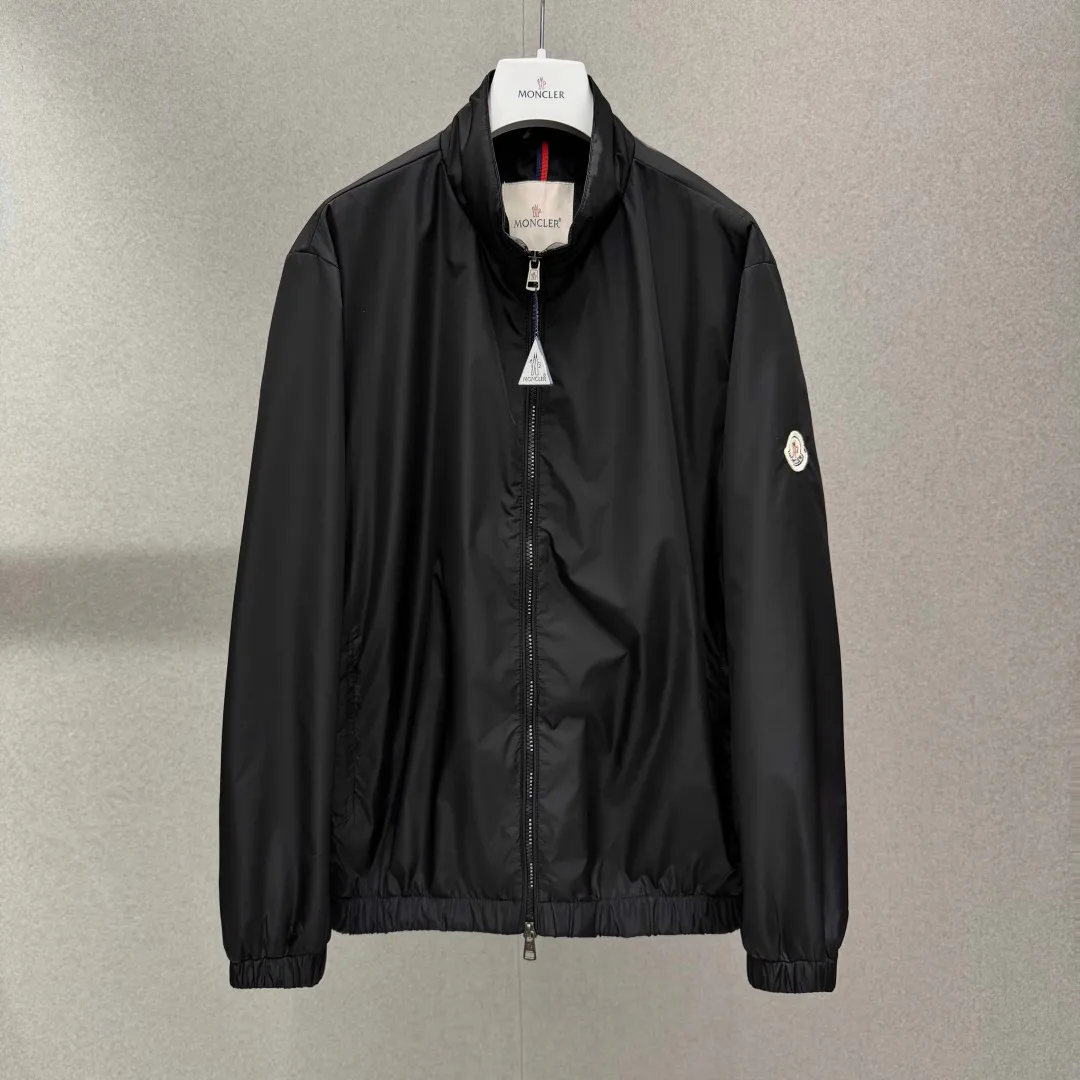 Куртки И Пуховики Мужские Moncler 17594035