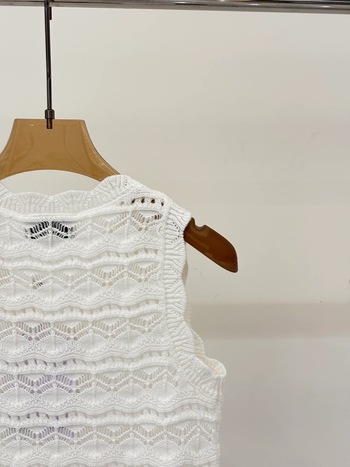 Жилеты Женские Chanel 1572921