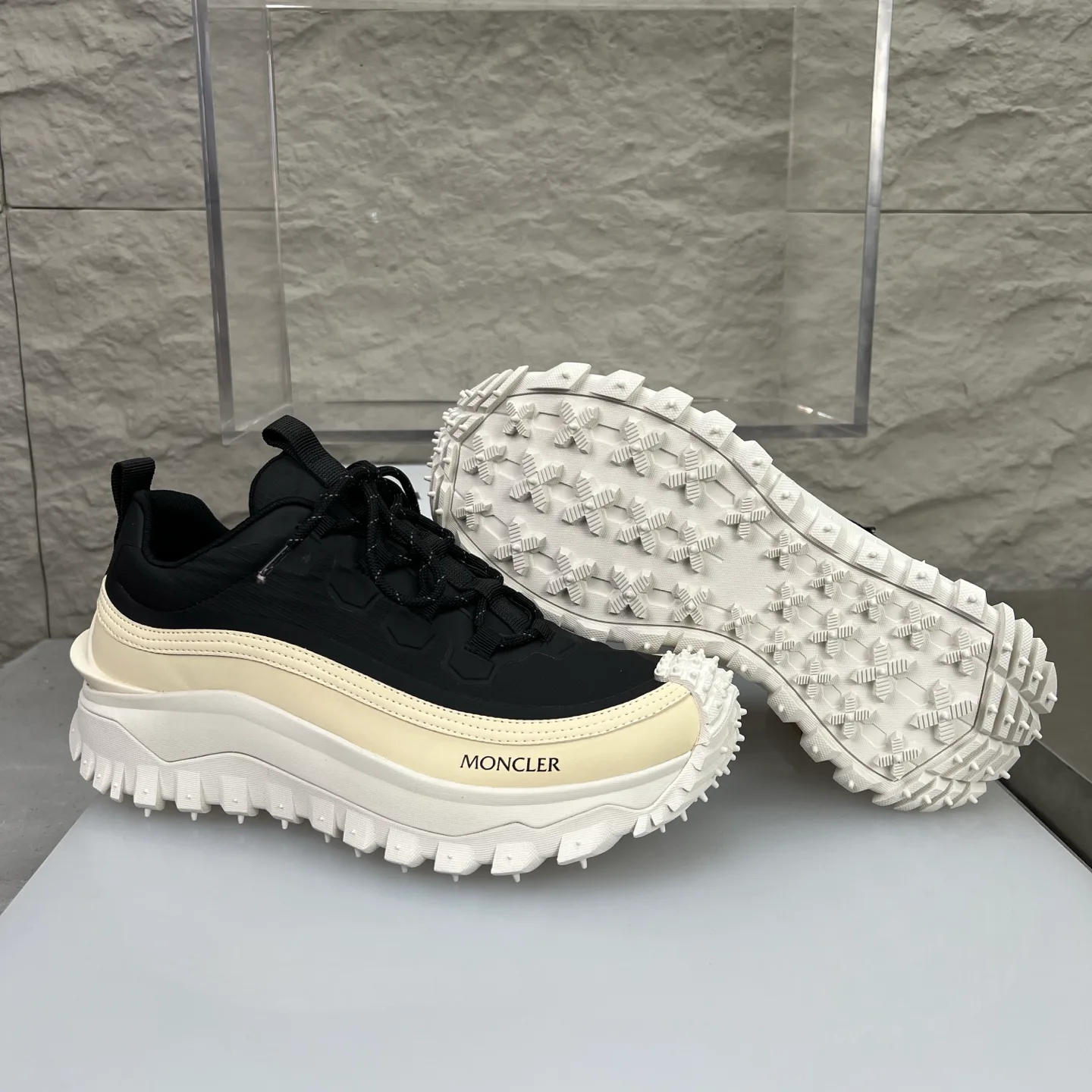 Кроссовки Мужские Moncler 11638090