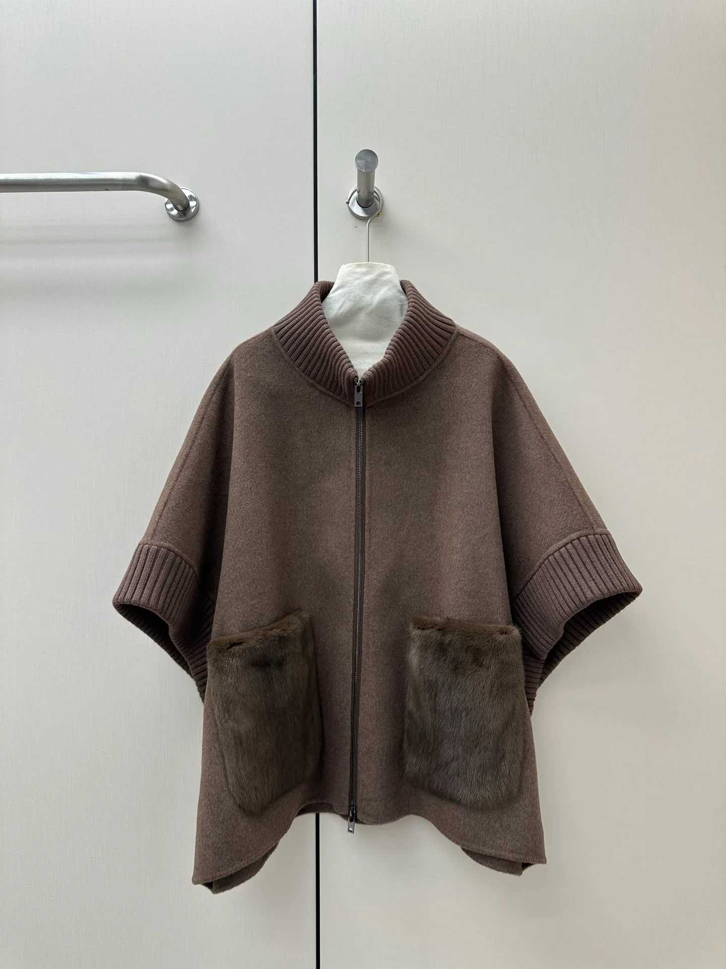 Пальто Женские Loro Piana 18721558