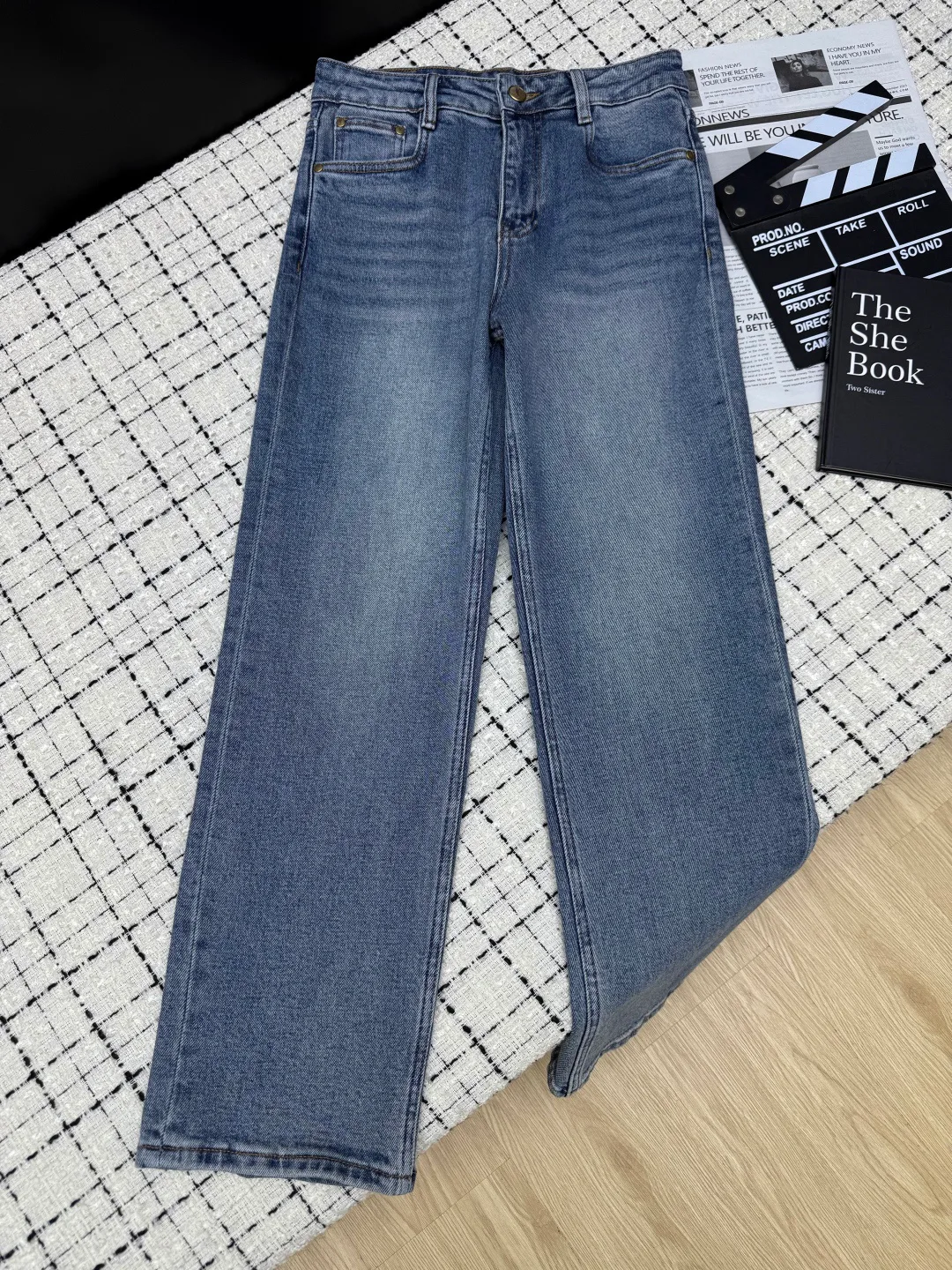 Джинсы Женские Saint Laurent 18864298