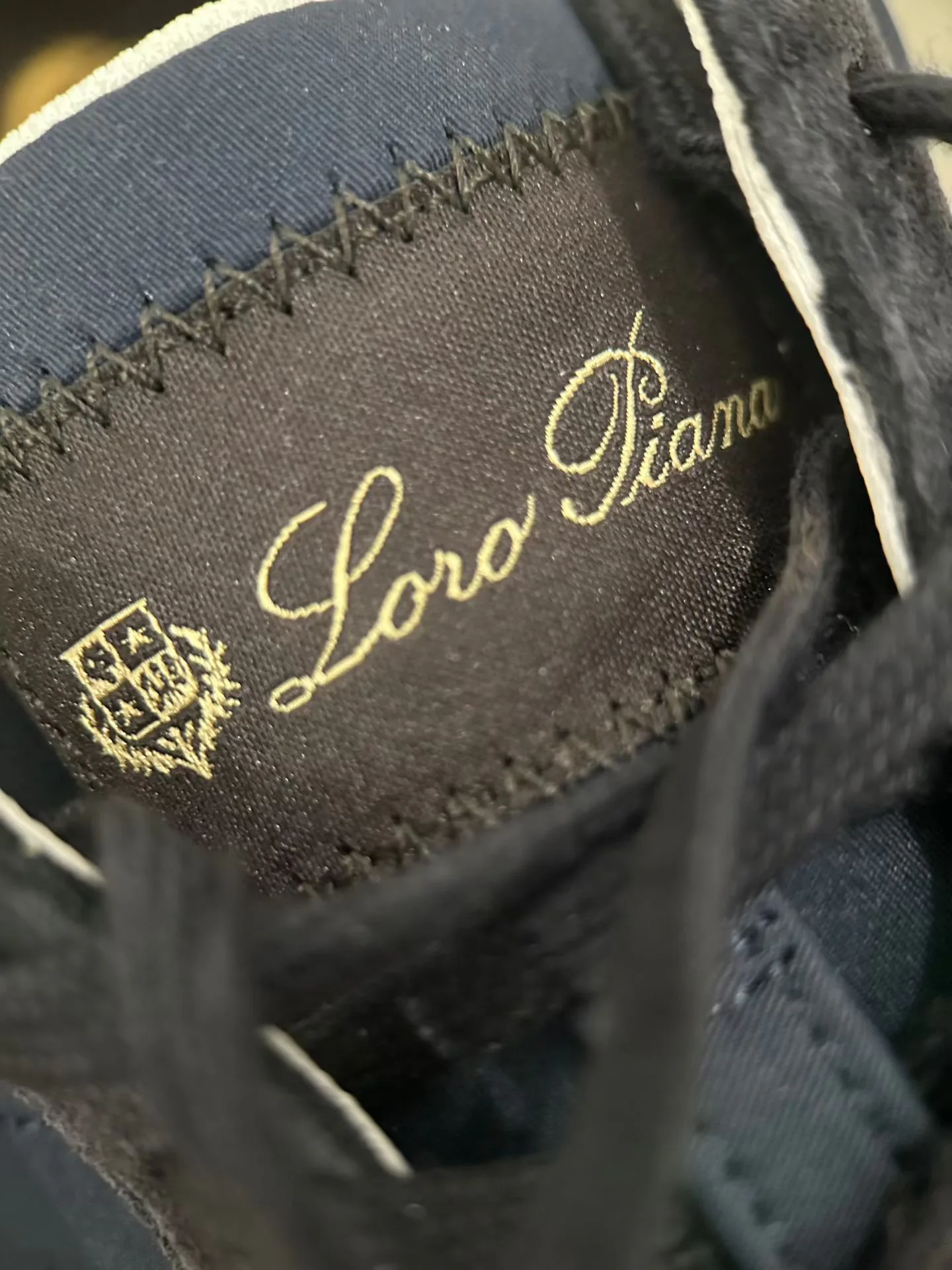 Кроссовки Женские Loro Piana 18267417