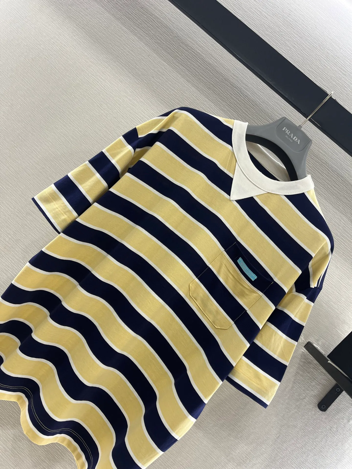 Футболки Женские Prada 1511925