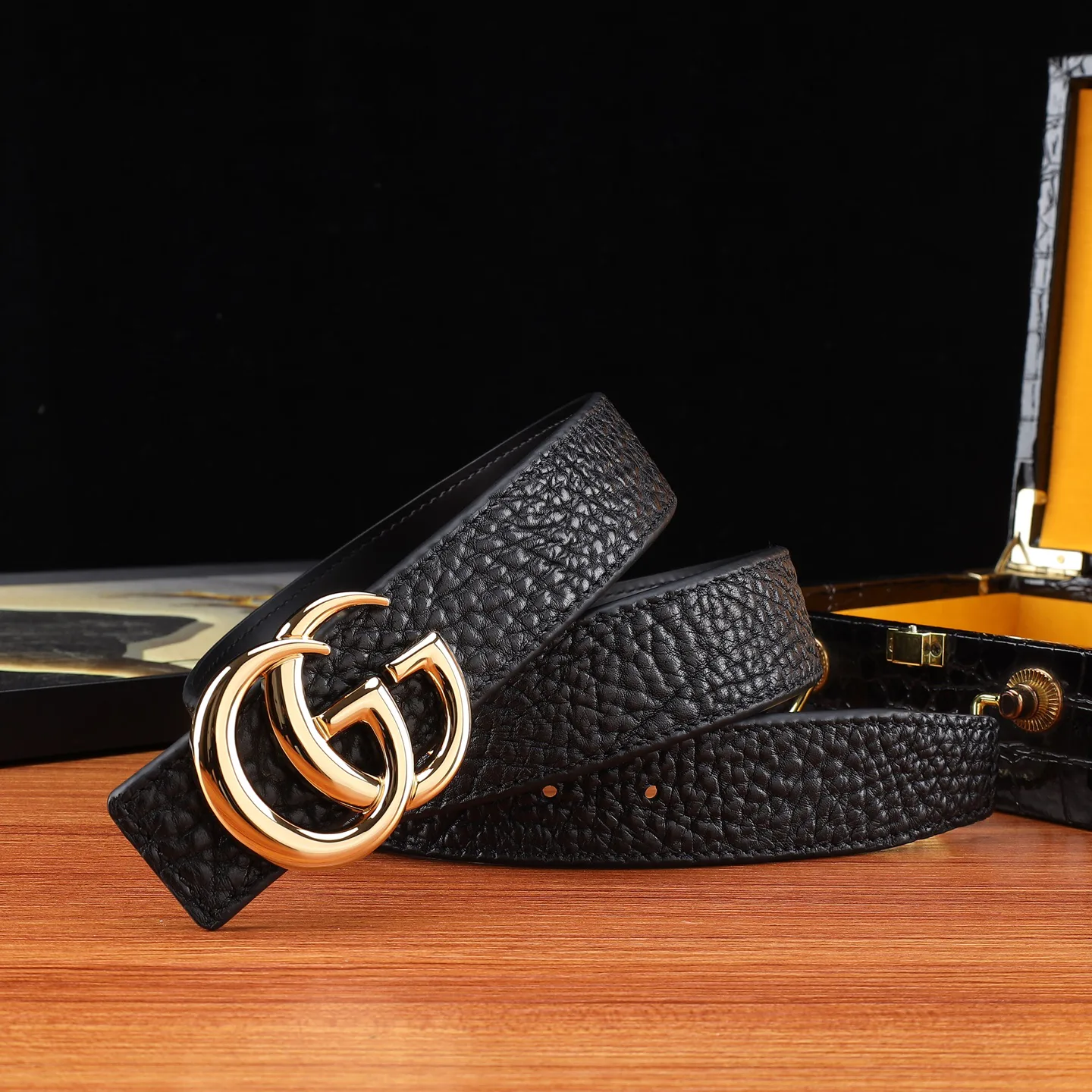Поясные Сумки Женские Gucci 617168