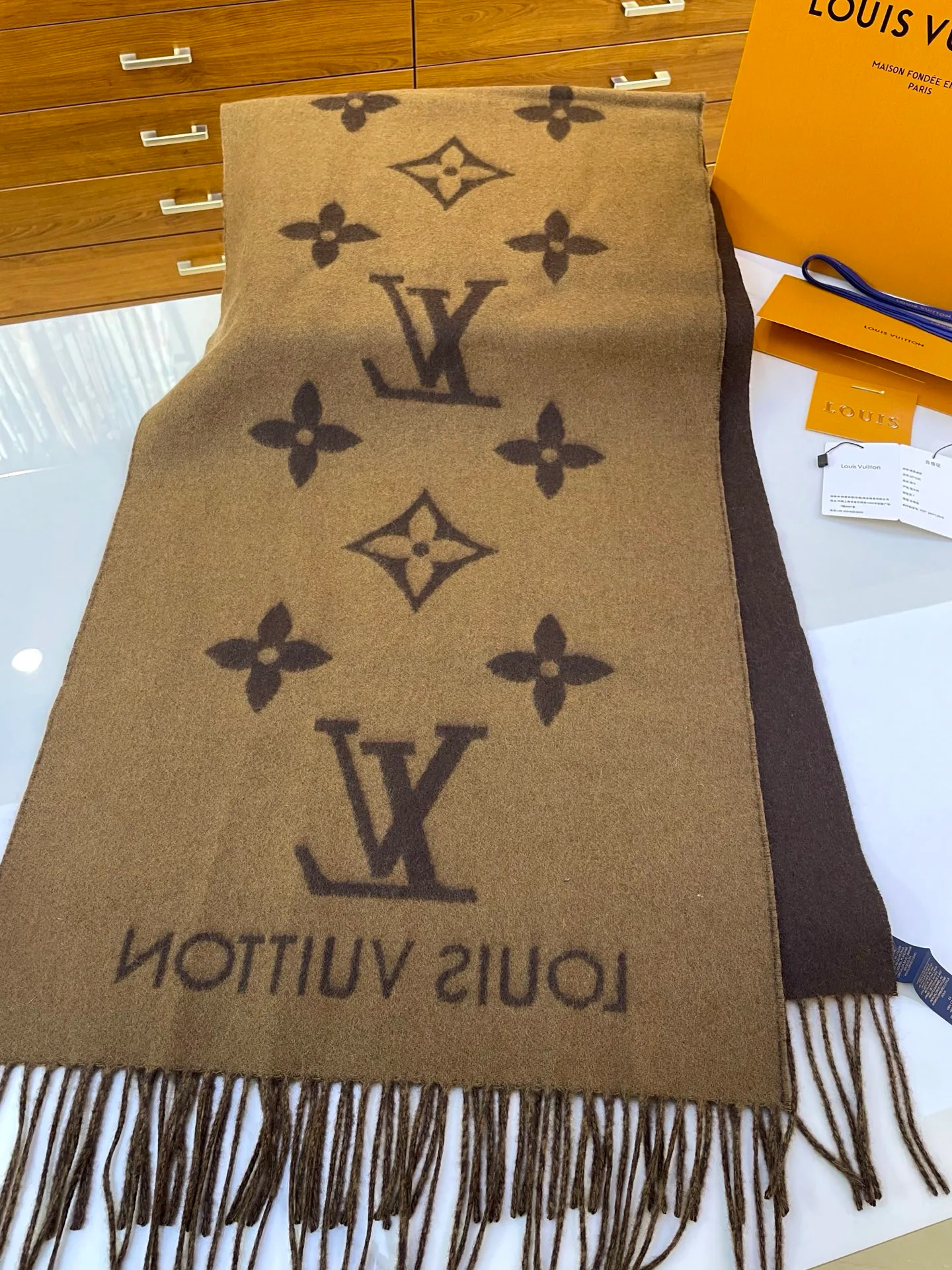 Шарфы Louis Vuitton 2643485