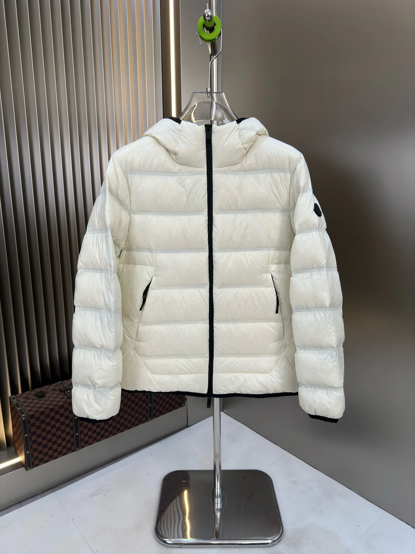 Куртки И Пуховики Мужские Moncler 164706