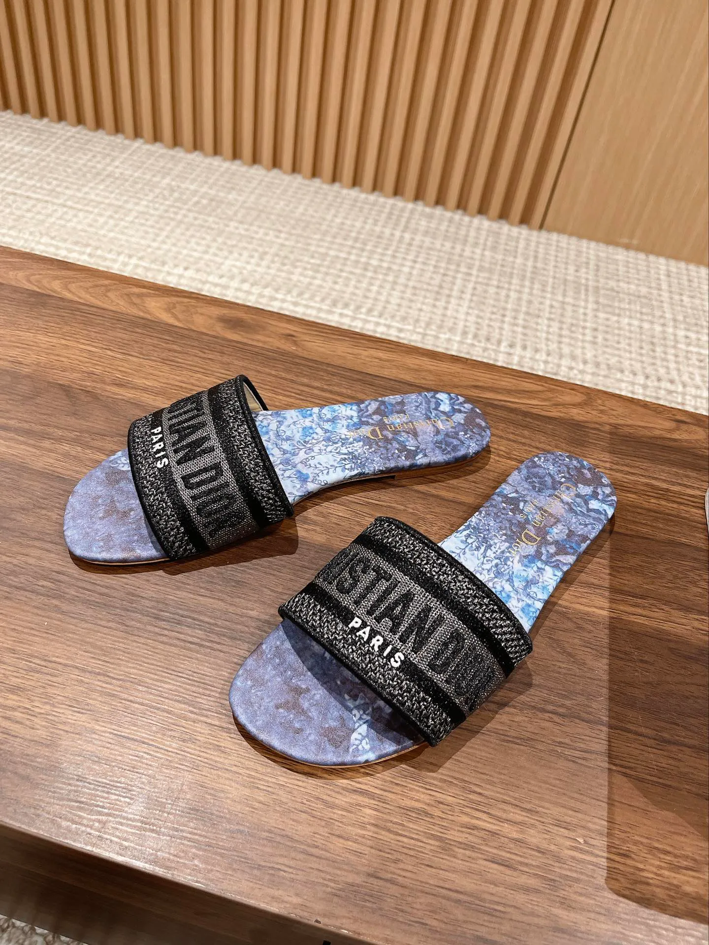 Шлепанцы Женские Christian Dior 11600067