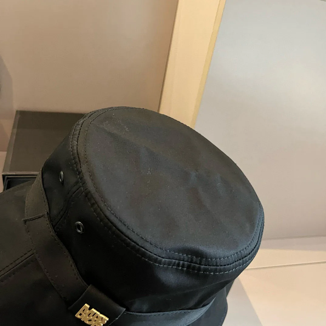 Головные Уборы Christian Dior 18896