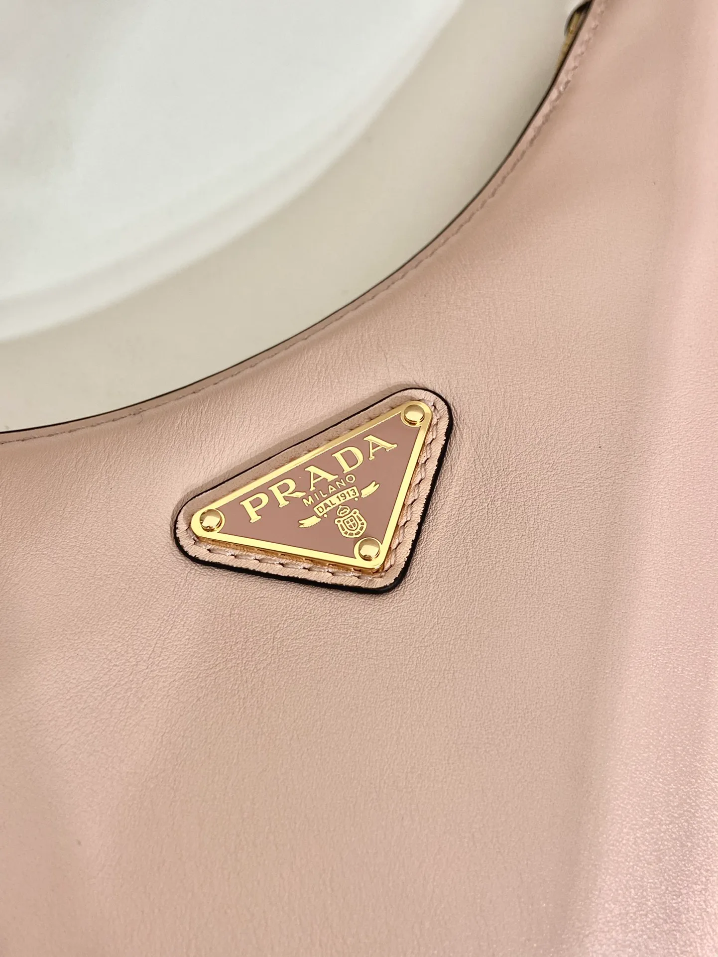 Классические Сумки Женские Prada 17637
