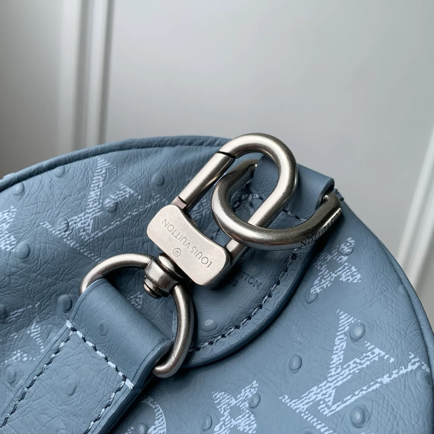 Классические Сумки Женские Louis Vuitton 18147446