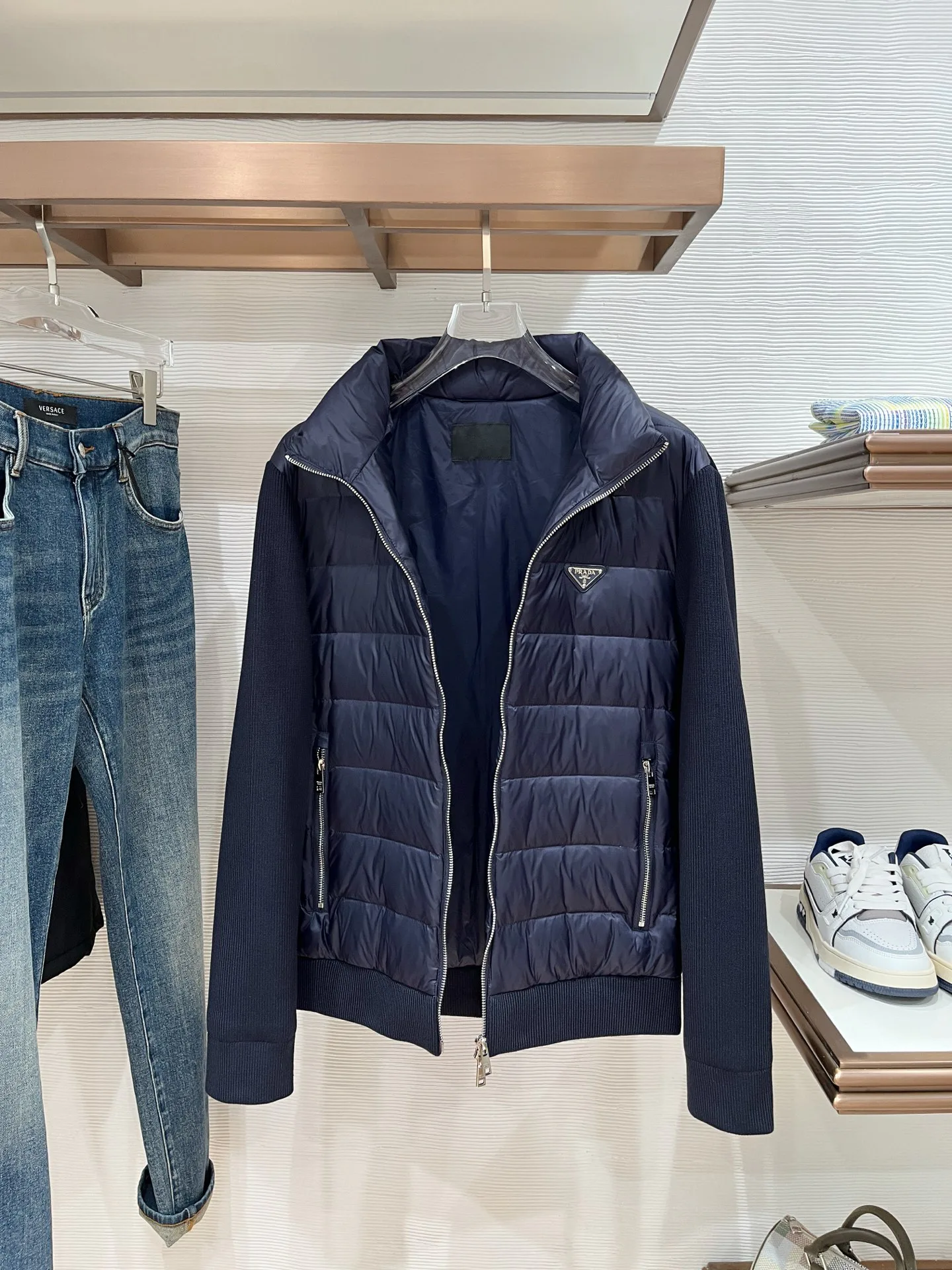 Куртки И Пуховики Женские Prada 1749857