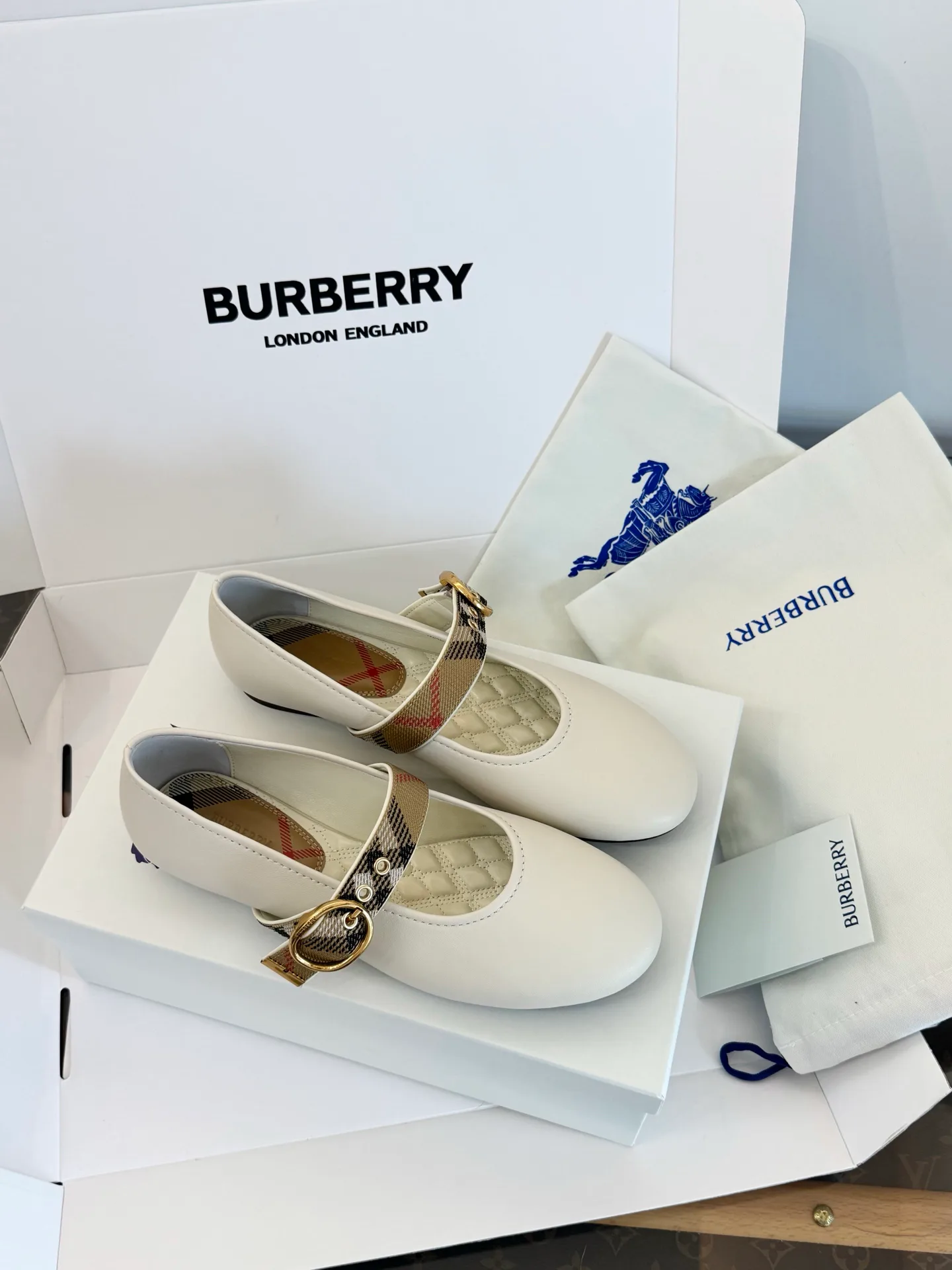 Балетки Женские Burberry 18724908