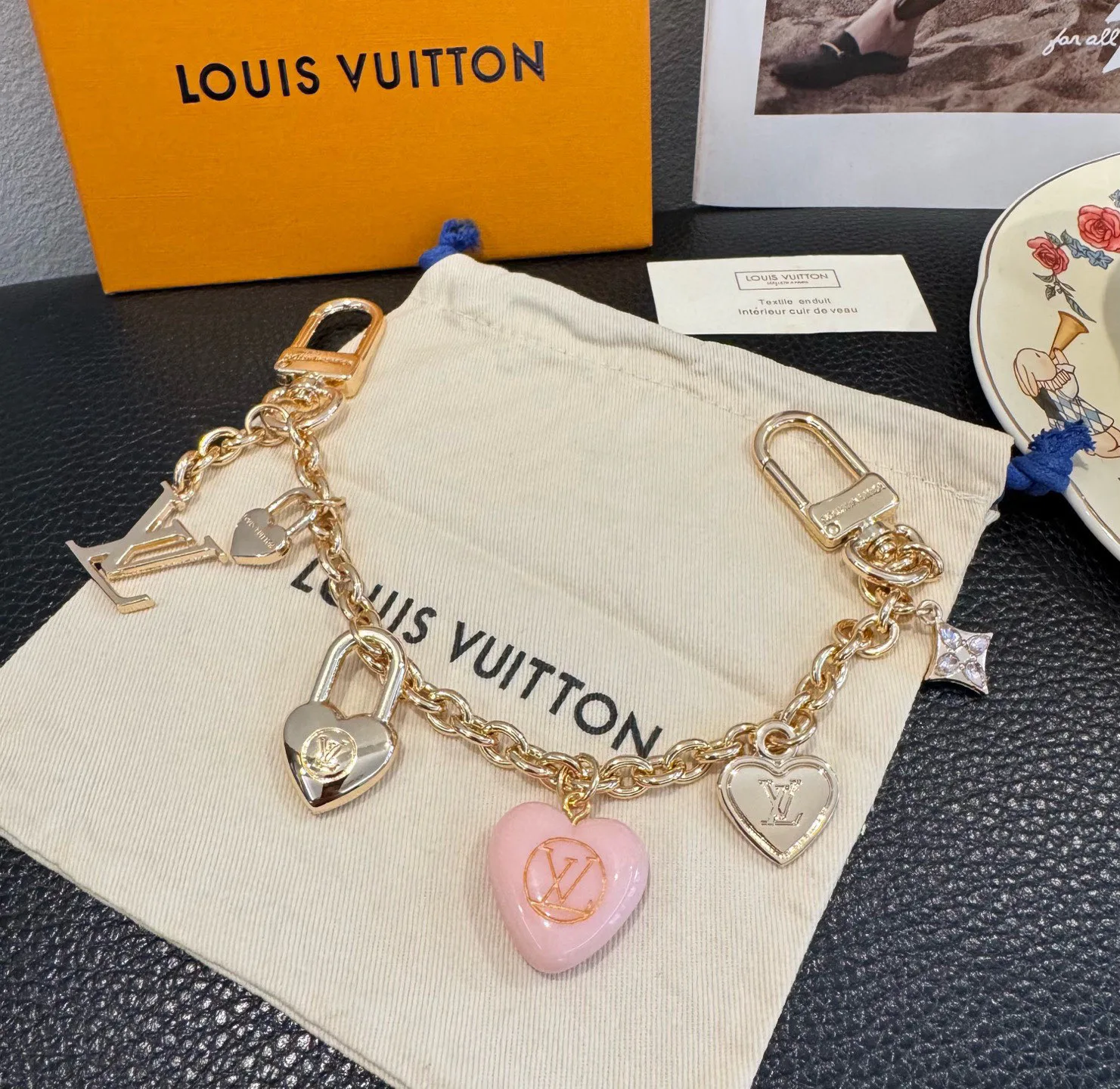 Ключницы Louis Vuitton 427529