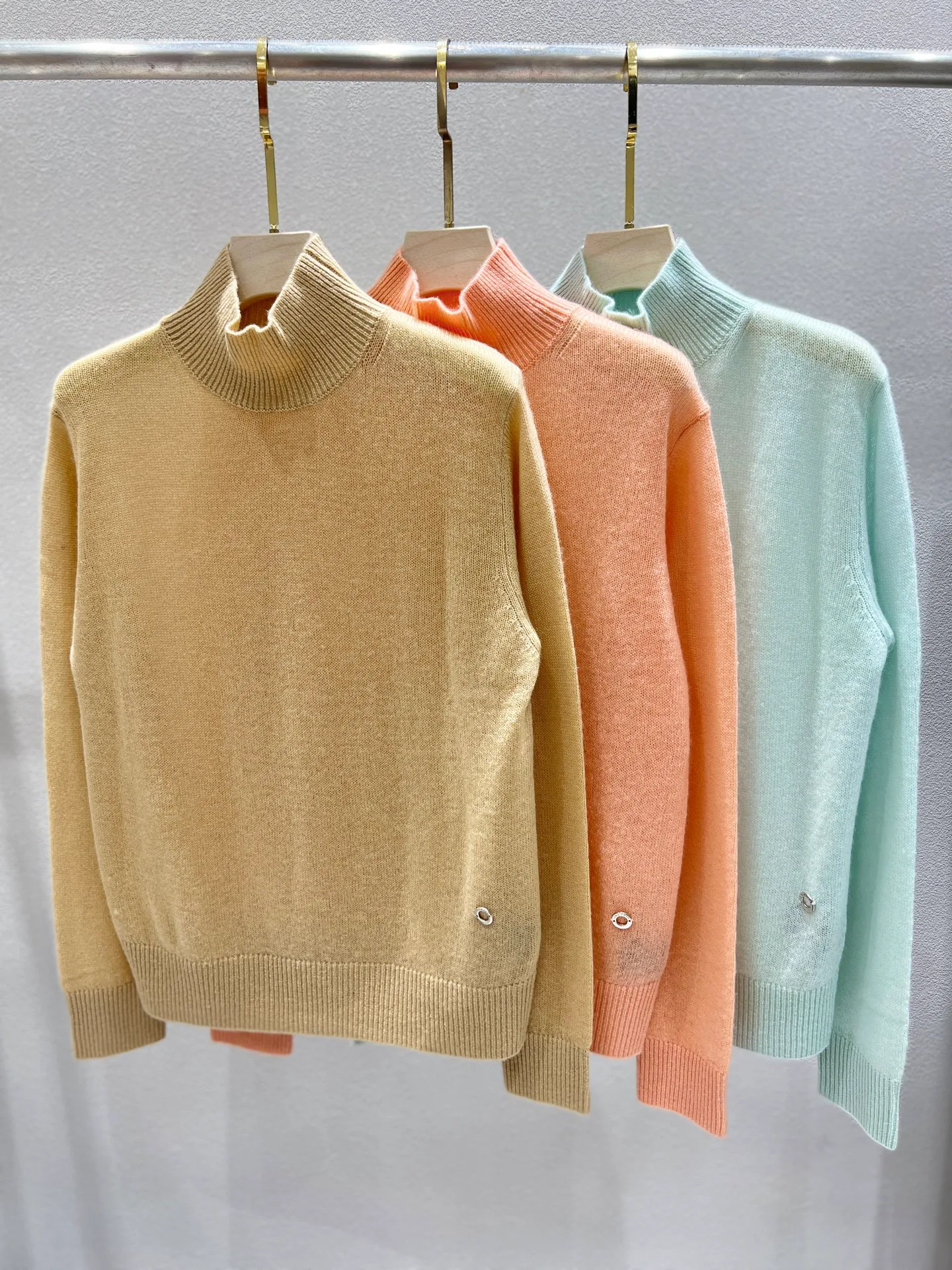 Джемперы Женские Loro Piana 64366