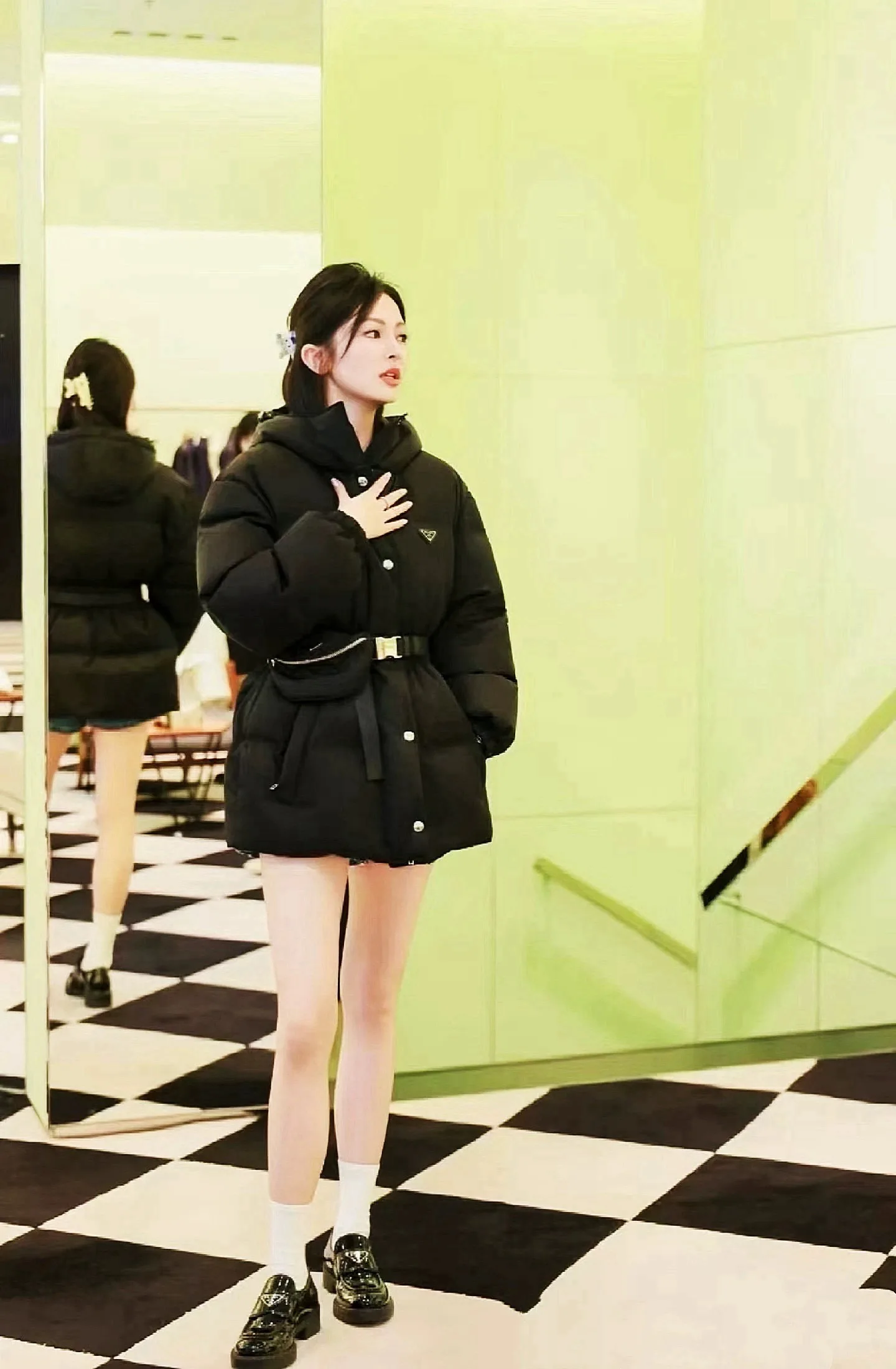 Куртки И Пуховики Женские Prada 18298604