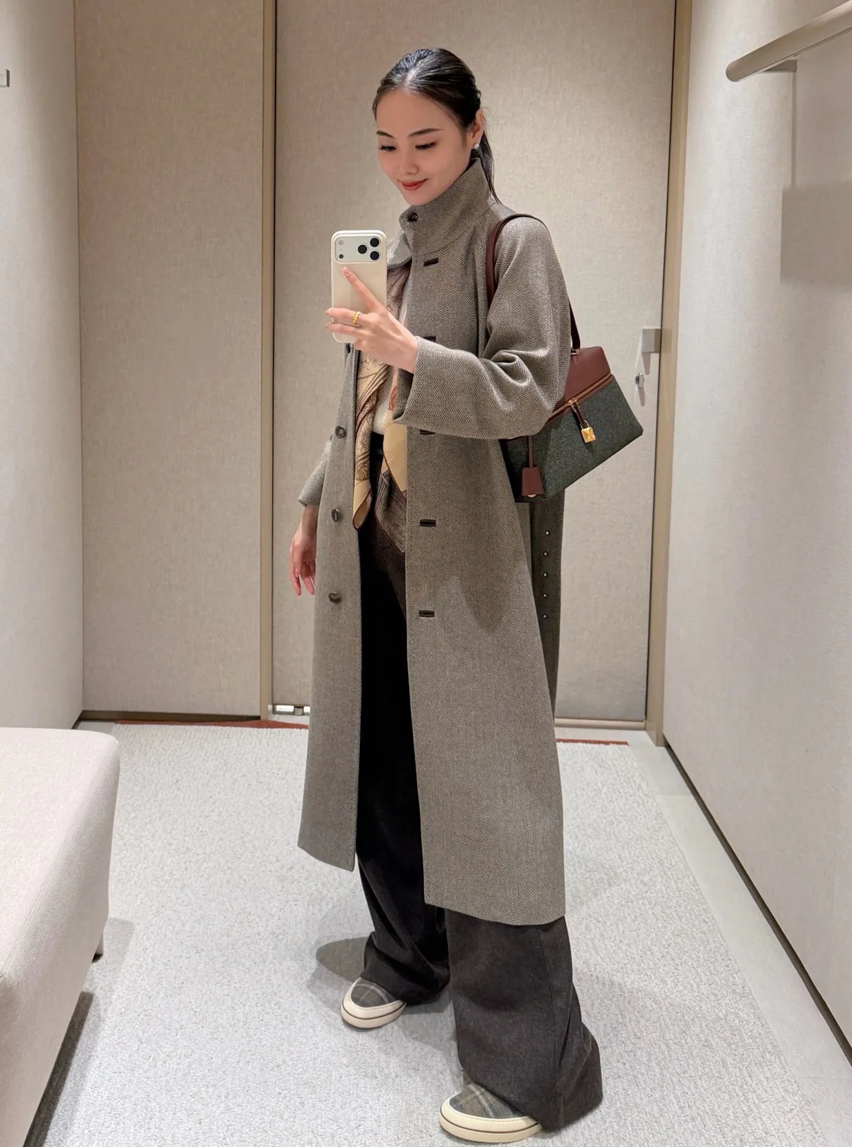 Кроссовки Женские Loro Piana 18723904
