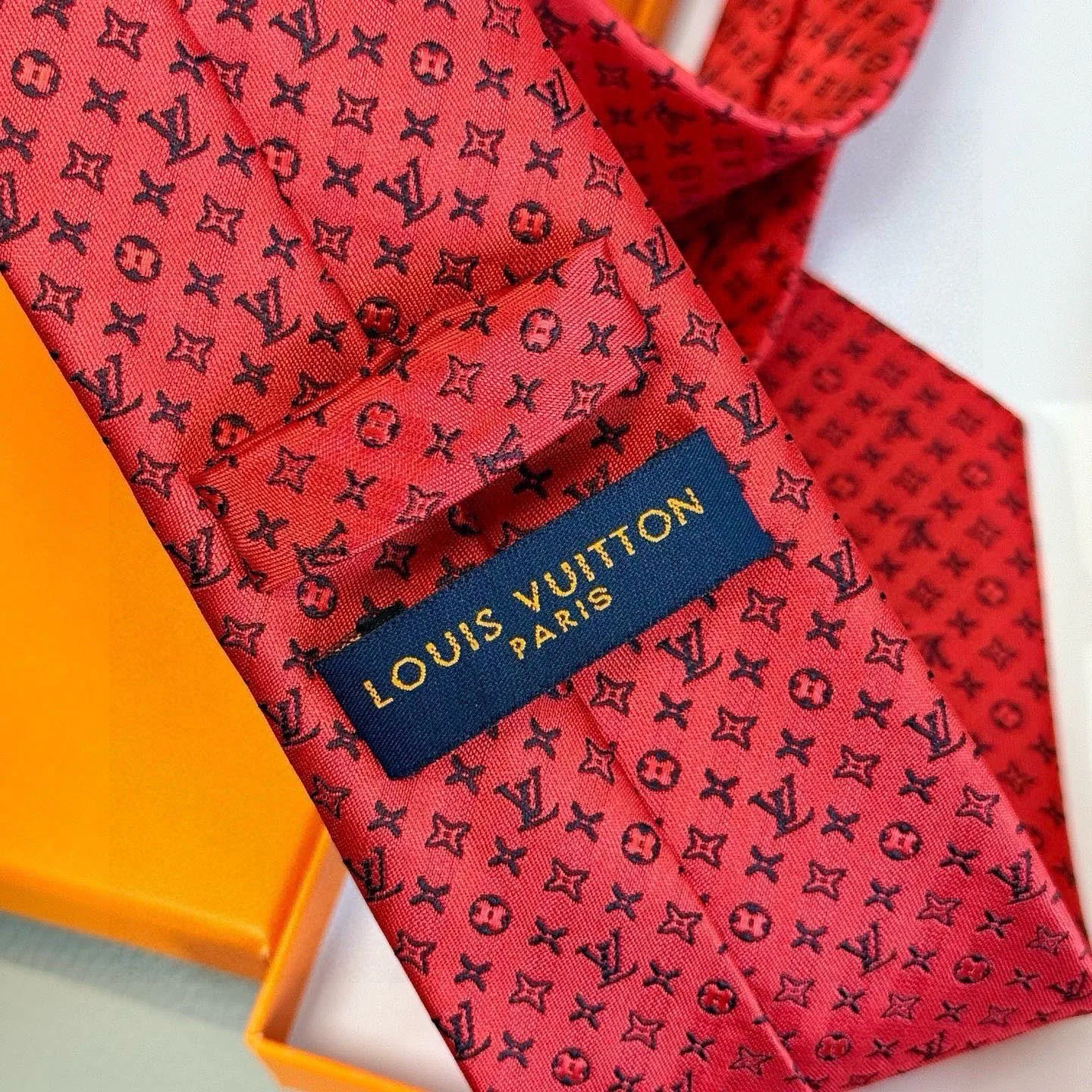 Ремни Louis Vuitton 11510300