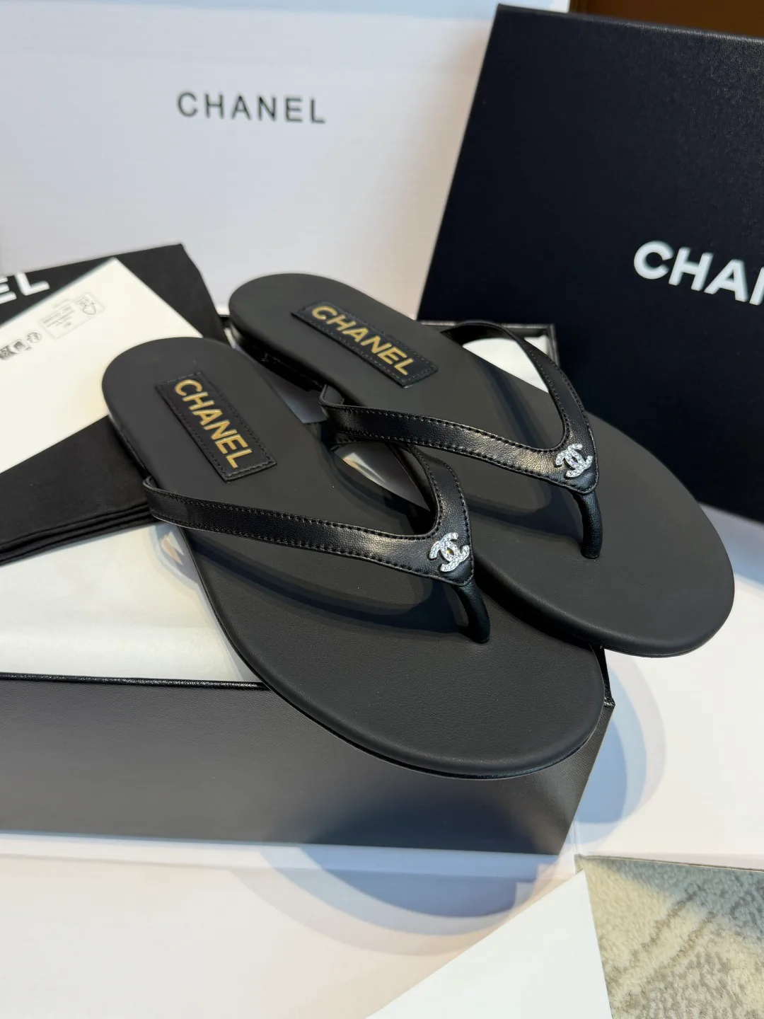 Шлепанцы Женские Chanel 12789340