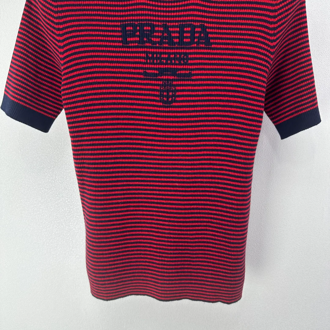 Футболки Женские Prada 13101447