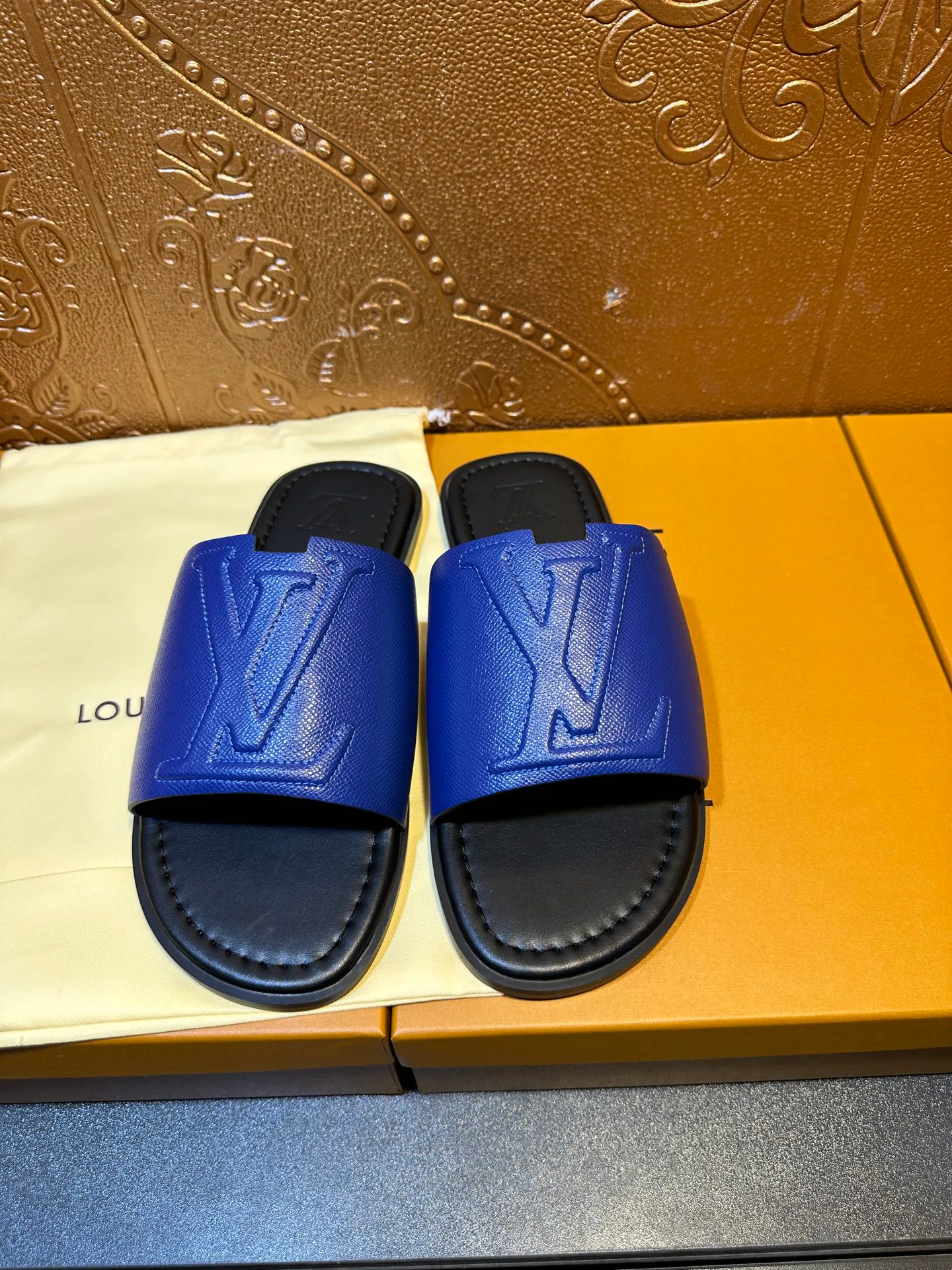 Шлепанцы Мужские Louis Vuitton 11488104