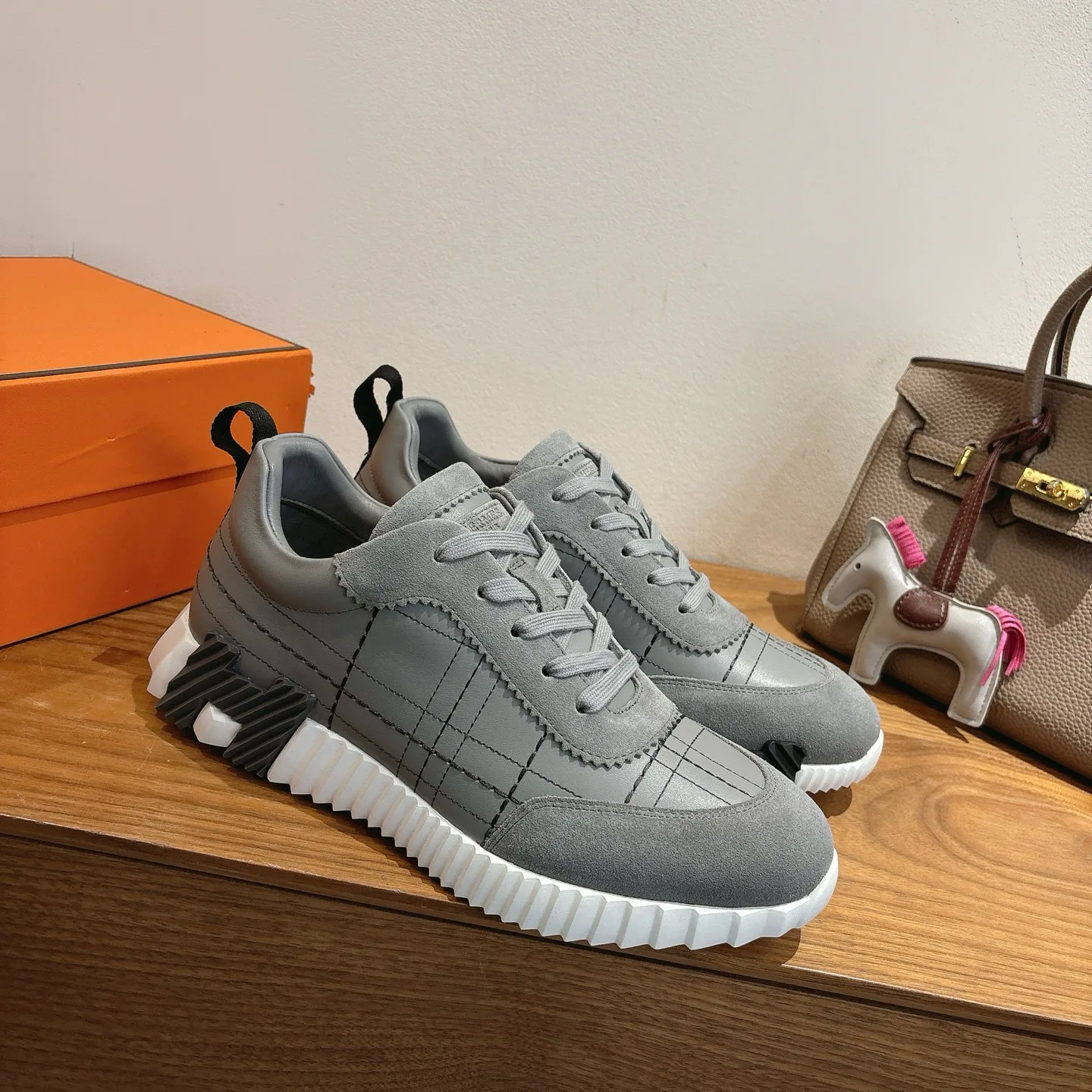 Кроссовки Женские Hermes 4214561