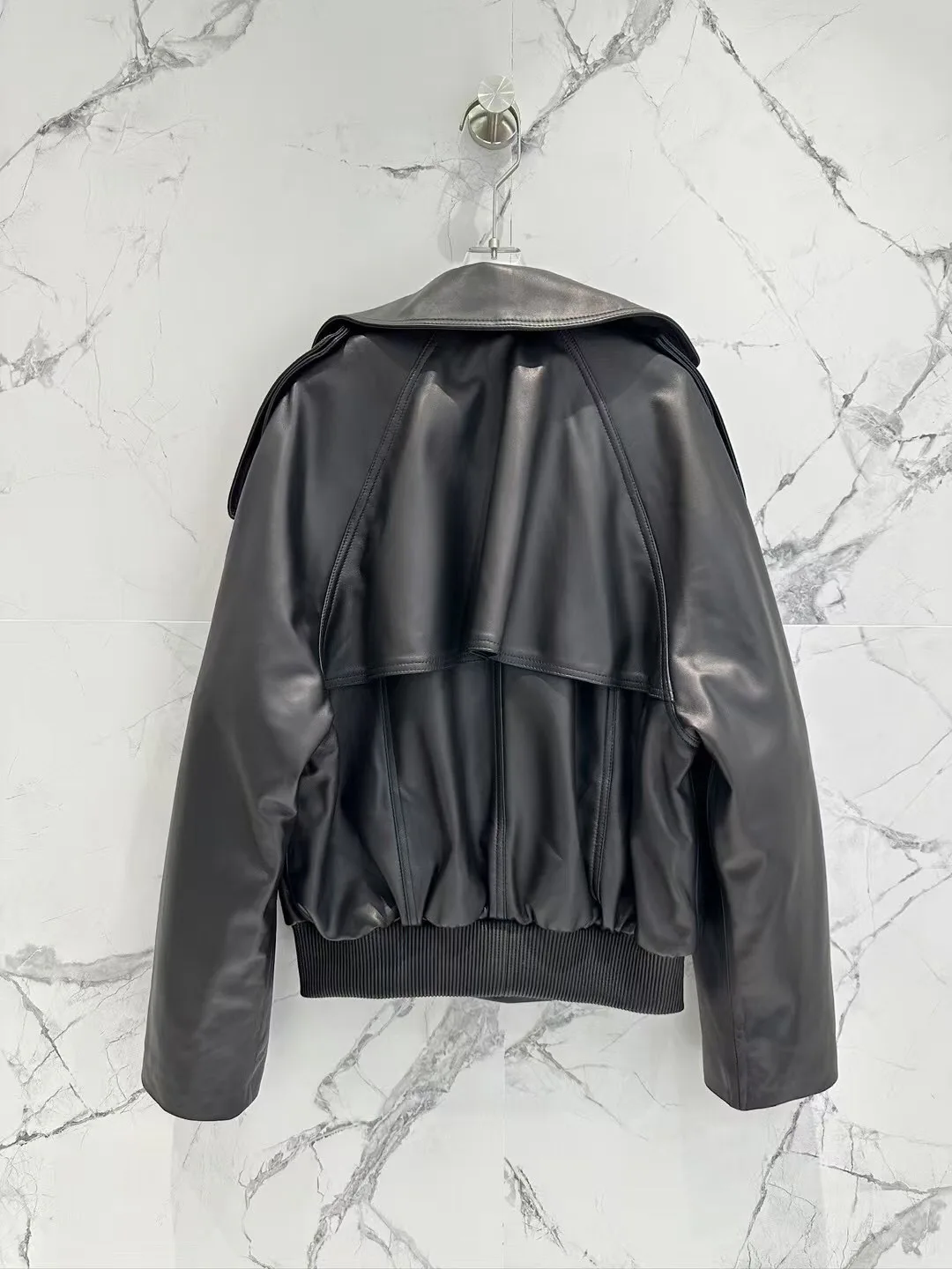 Кожаные Куртки И Дублёнки Женские Loewe 11428997