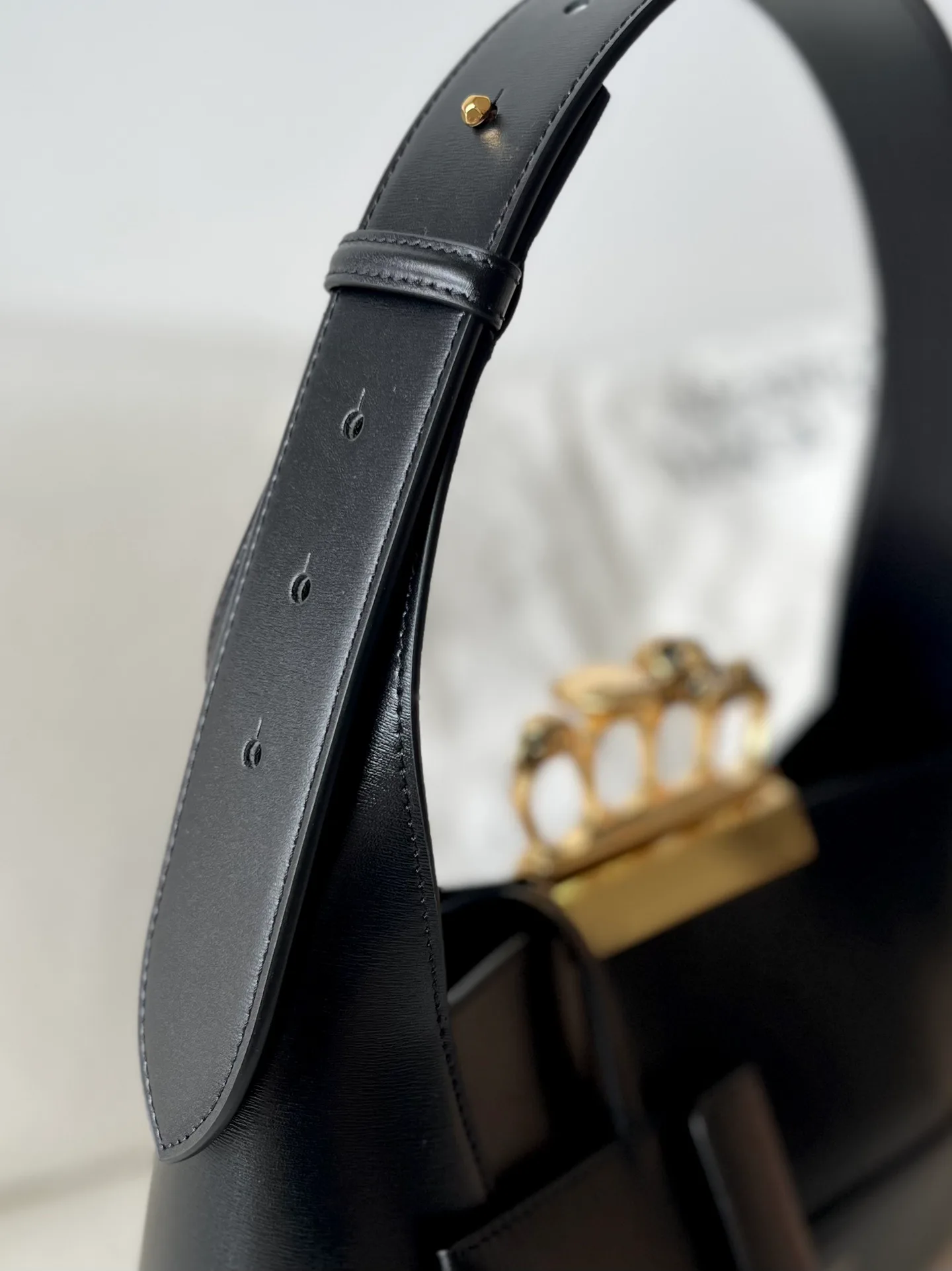 Сумки На Ремне Женские Alexander Mcqueen 11472515