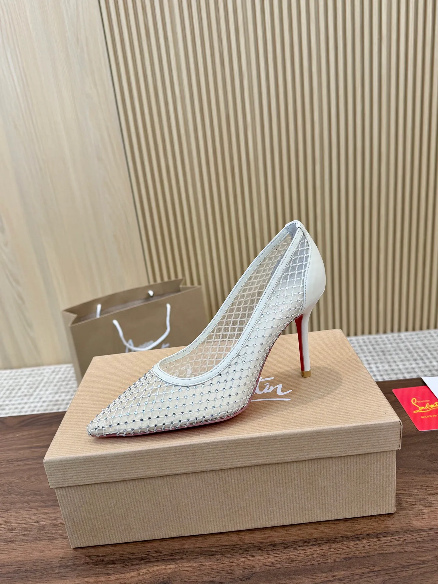 Туфли Женские Christian Louboutin 827136
