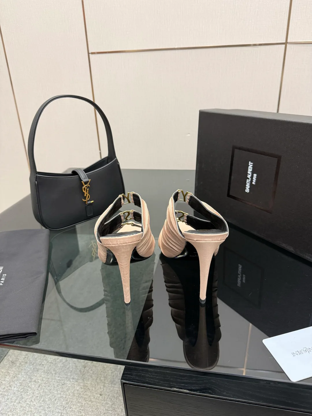 Сандалии Женские Saint Laurent 9317901