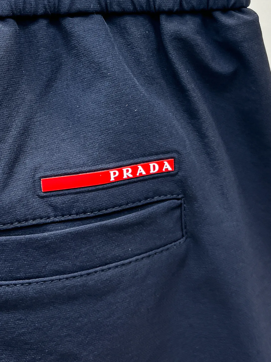 Шорты Мужские Prada 18499238