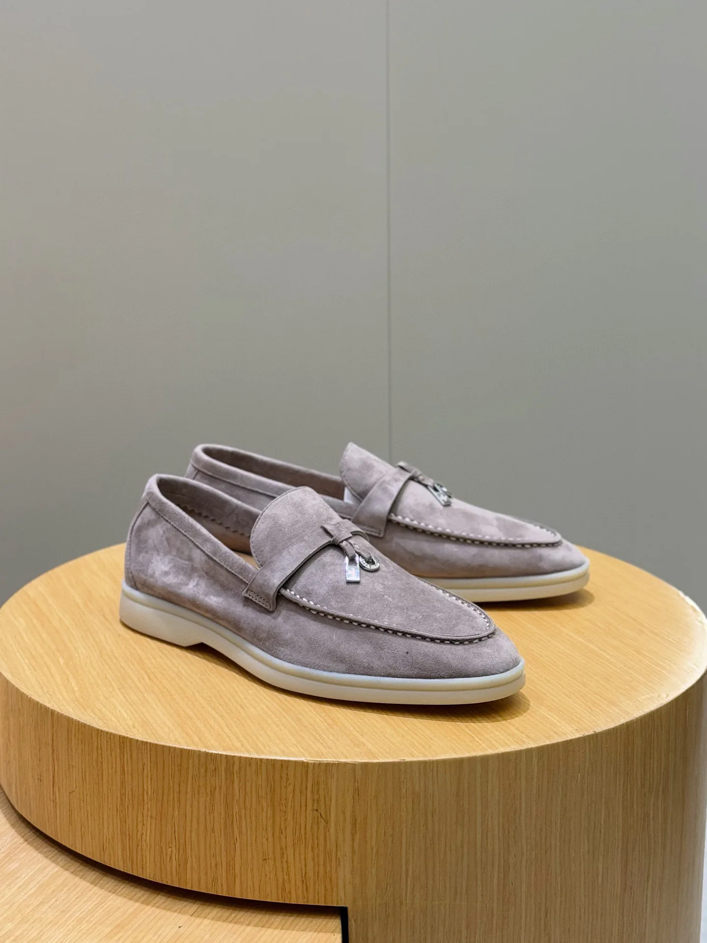 Туфли Женские Loro Piana 13314028