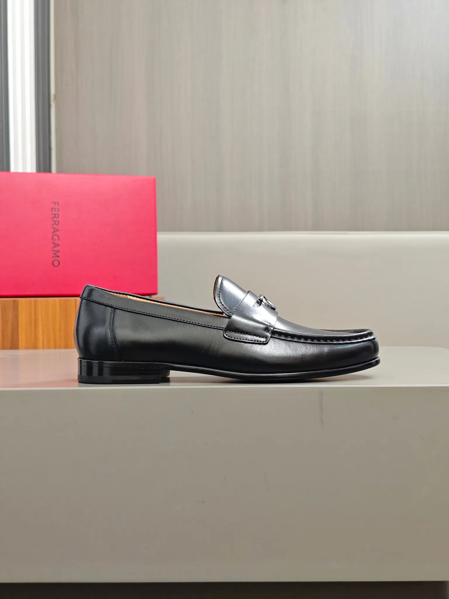 Лоферы Мужские Salvatore Ferragamo 25164