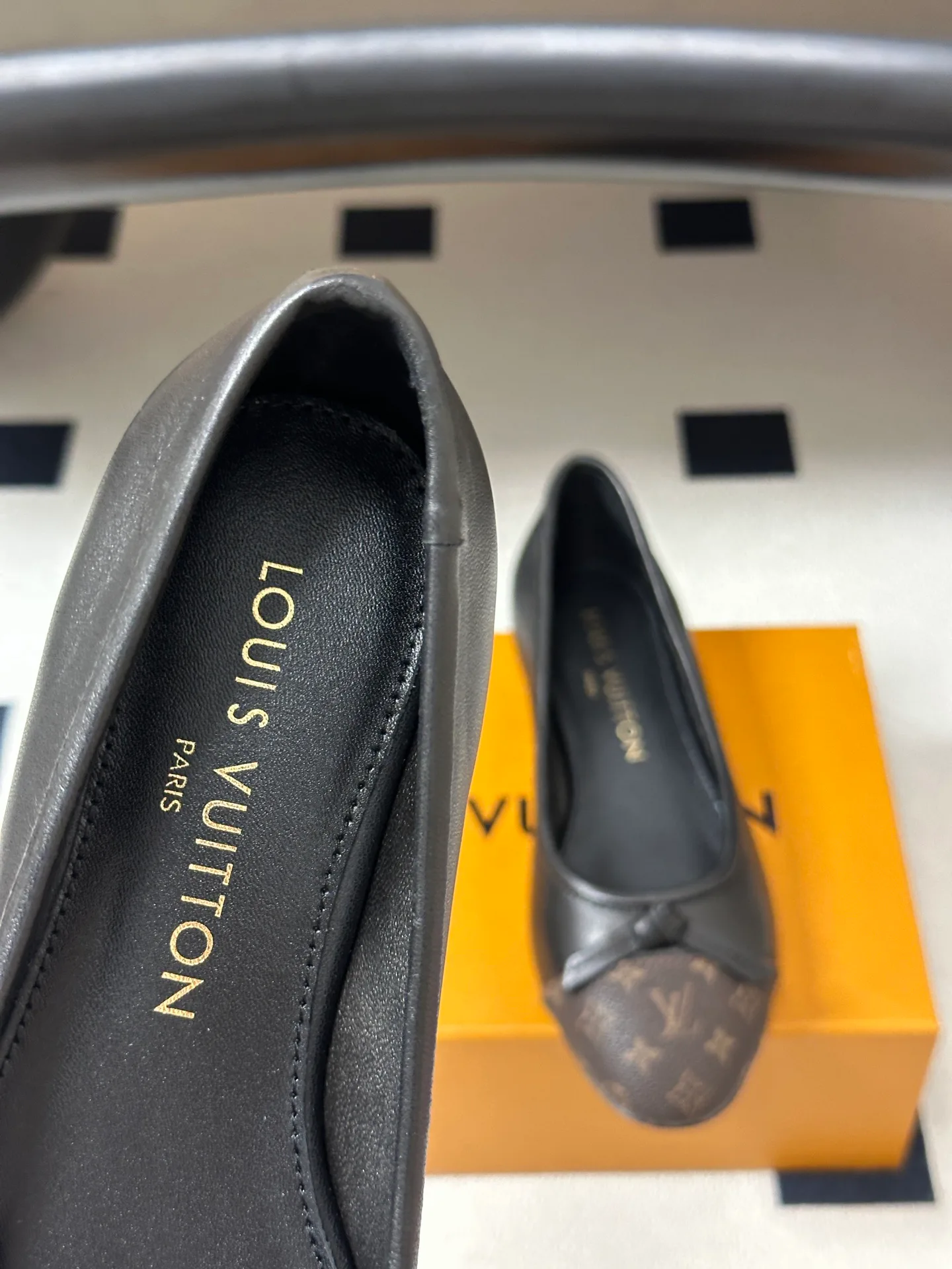 Балетки Женские Louis Vuitton 18049403